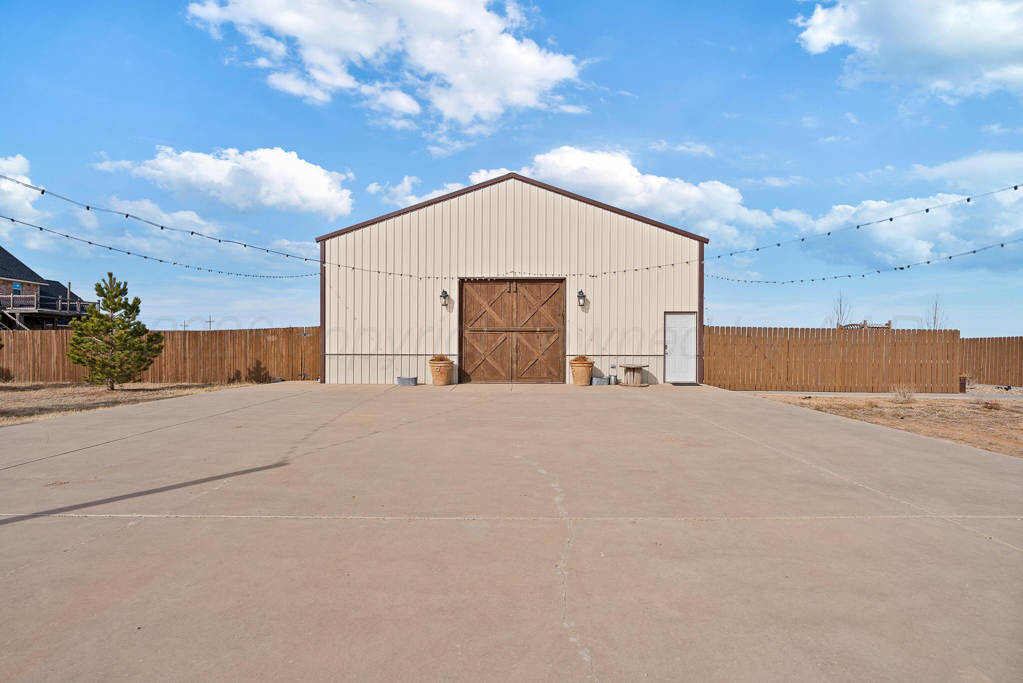19000 Spirit Loop Property Photo 40