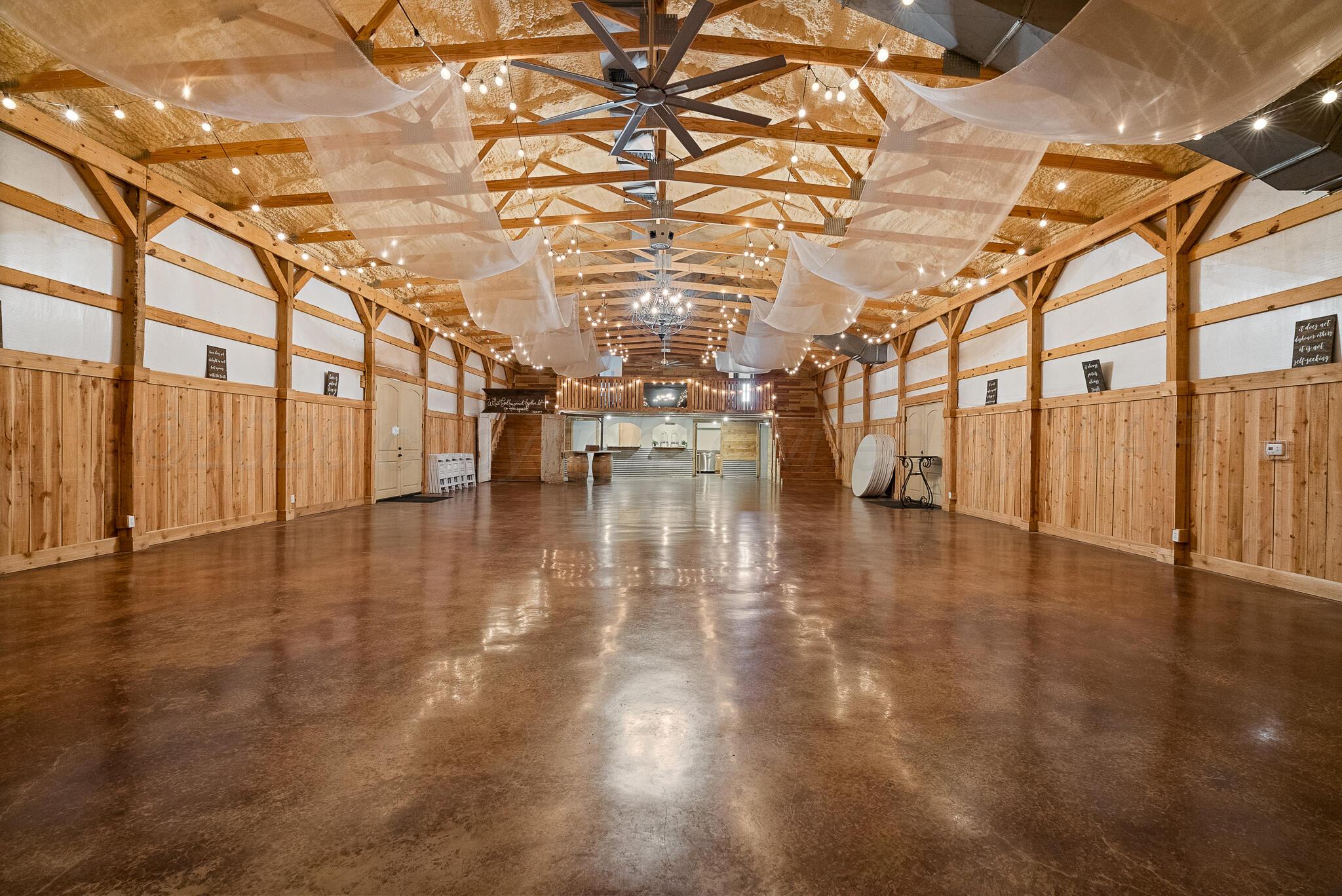 19000 Spirit Loop Property Photo 42
