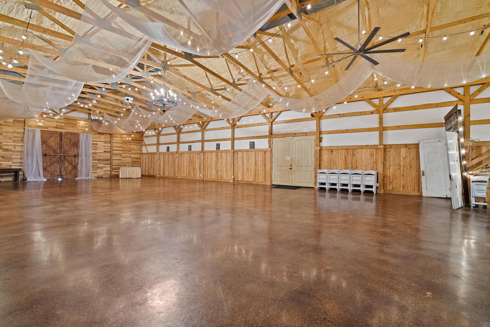 19000 Spirit Loop Property Photo 48
