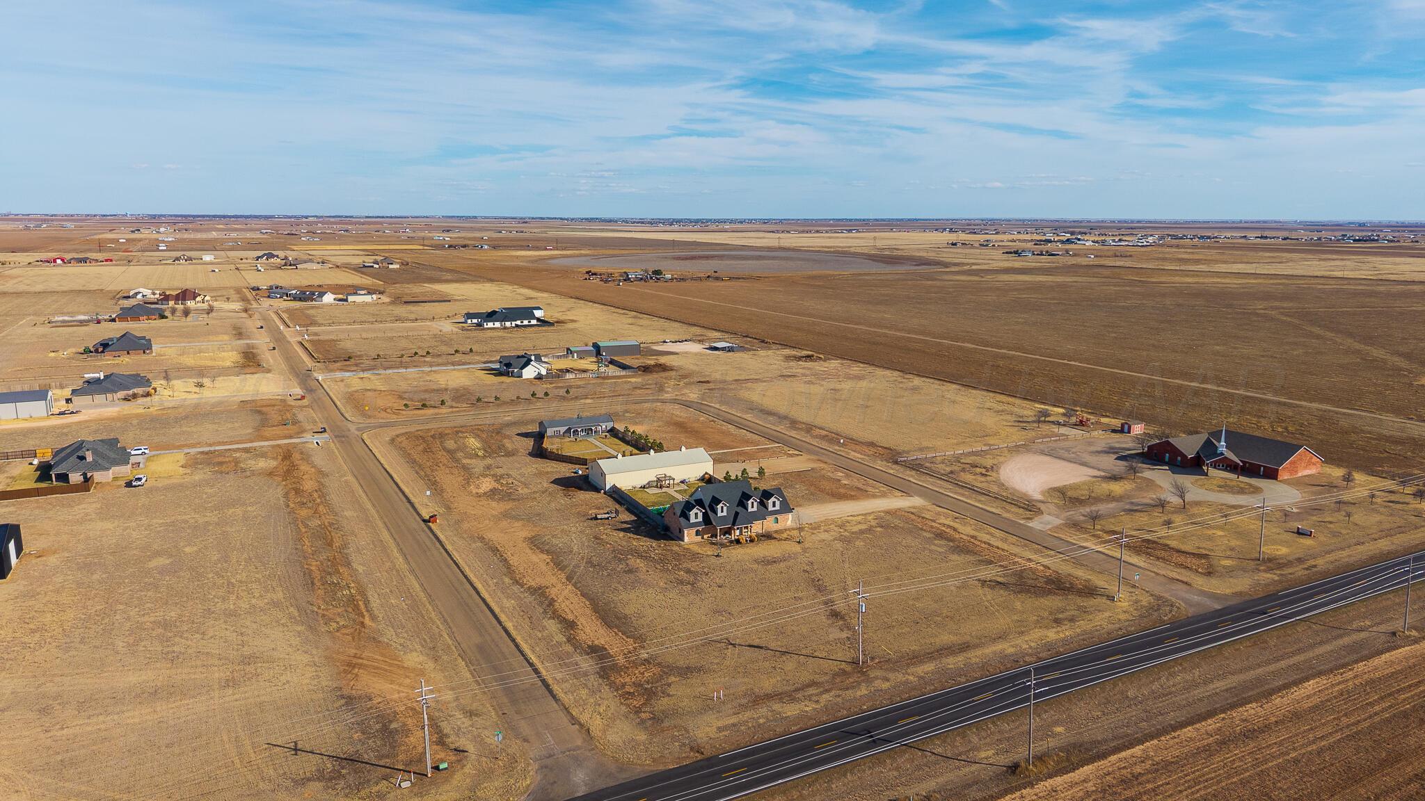 19000 Spirit Loop Property Photo 80