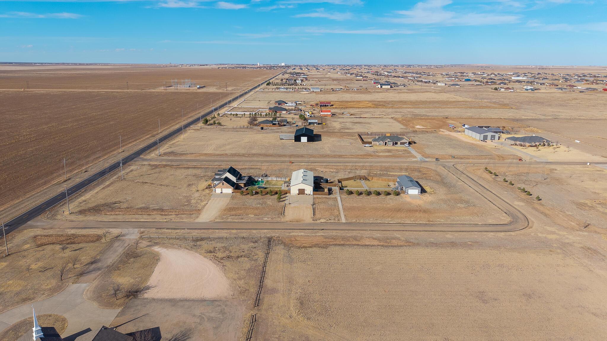 19000 Spirit Loop Property Photo 85