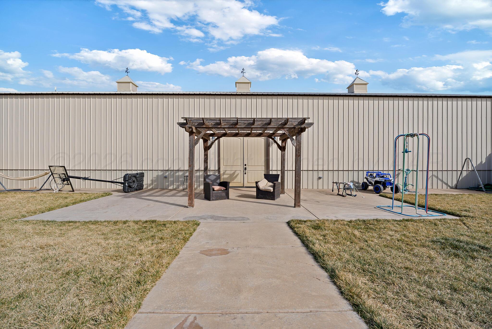 19000 Spirit Loop Property Photo 37