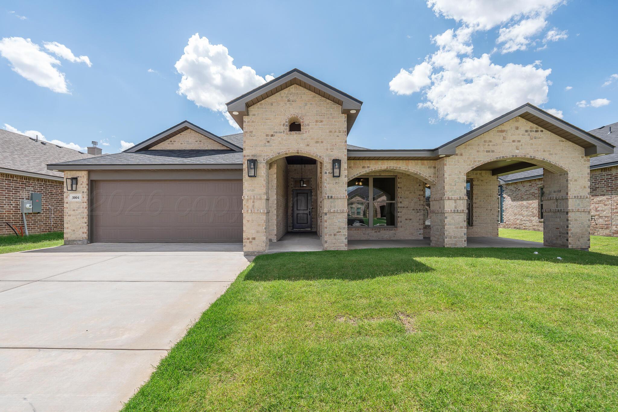 3004 BLUE JAY Road Property Photo 1