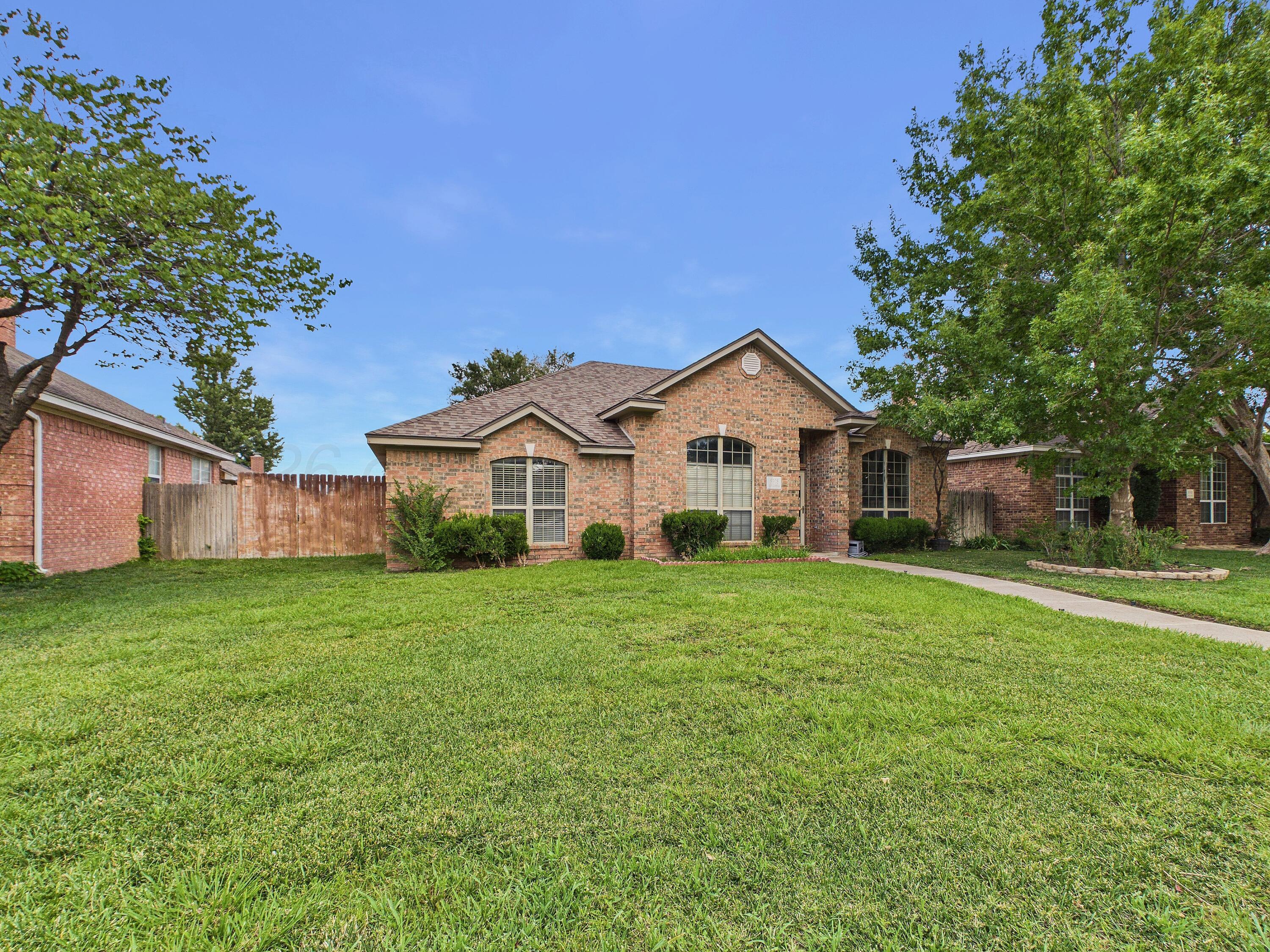 6908 Columbia Lane Property Photo 1