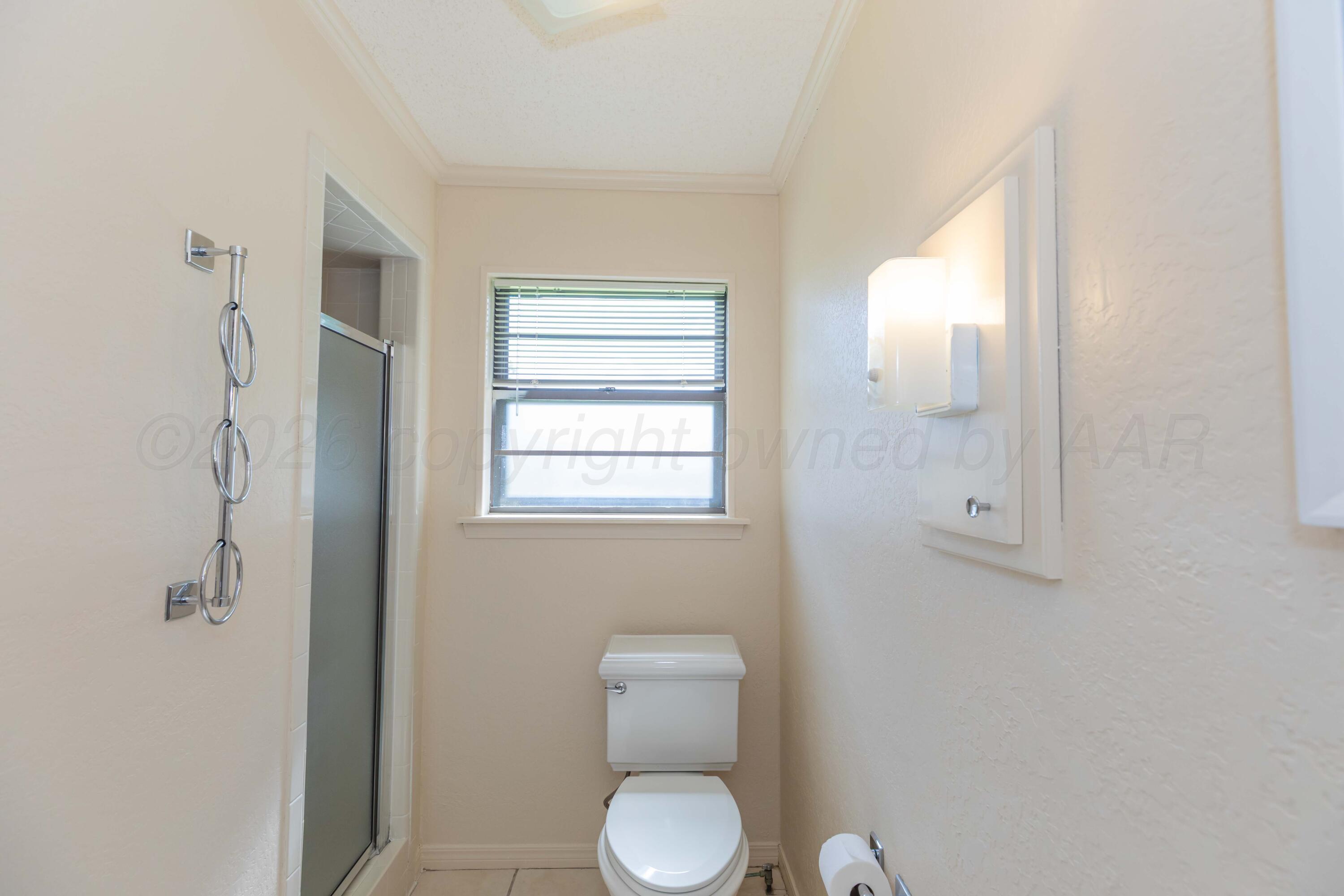2300 Duncan Street Property Photo 32