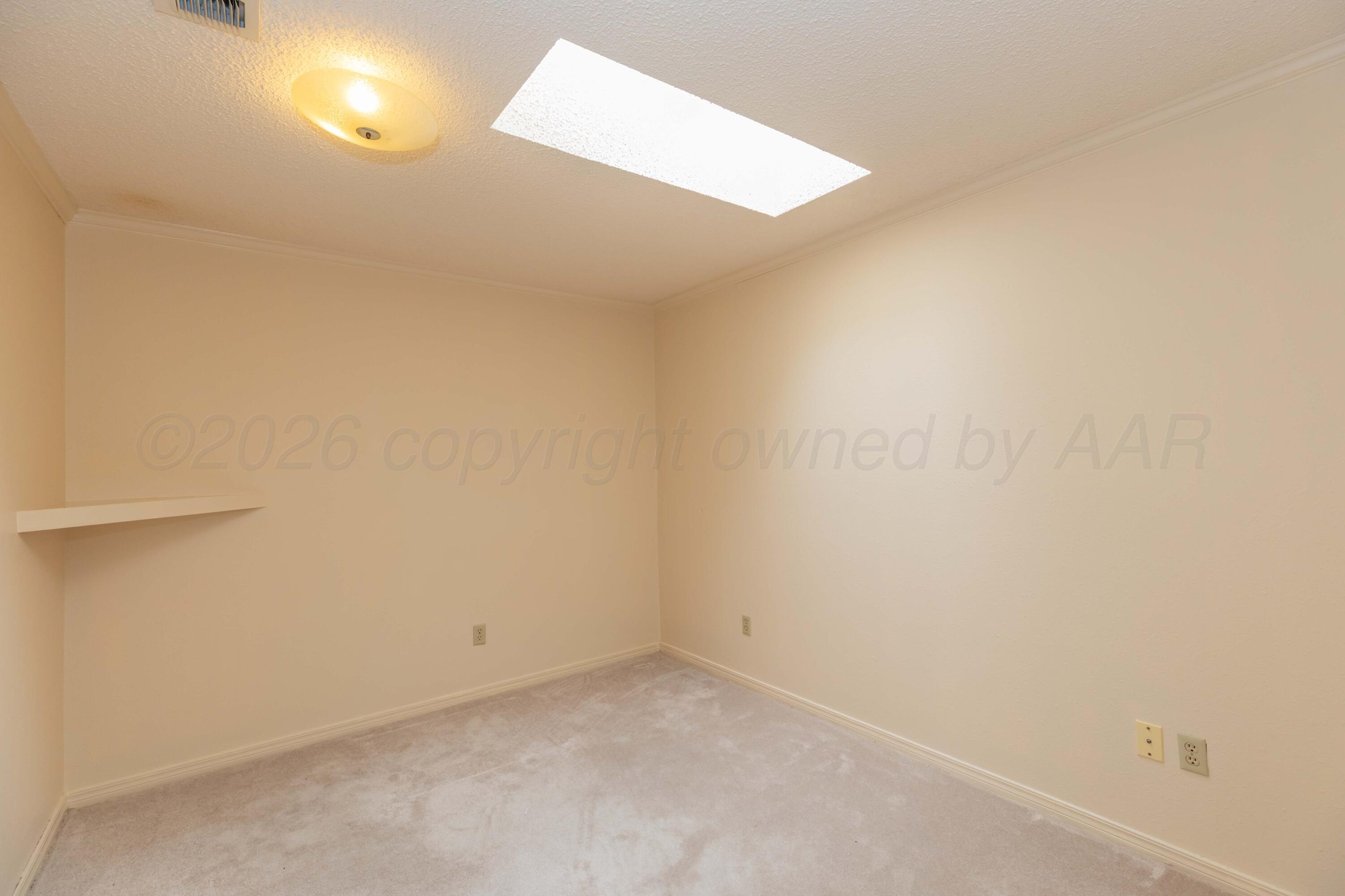 2300 Duncan Street Property Photo 33