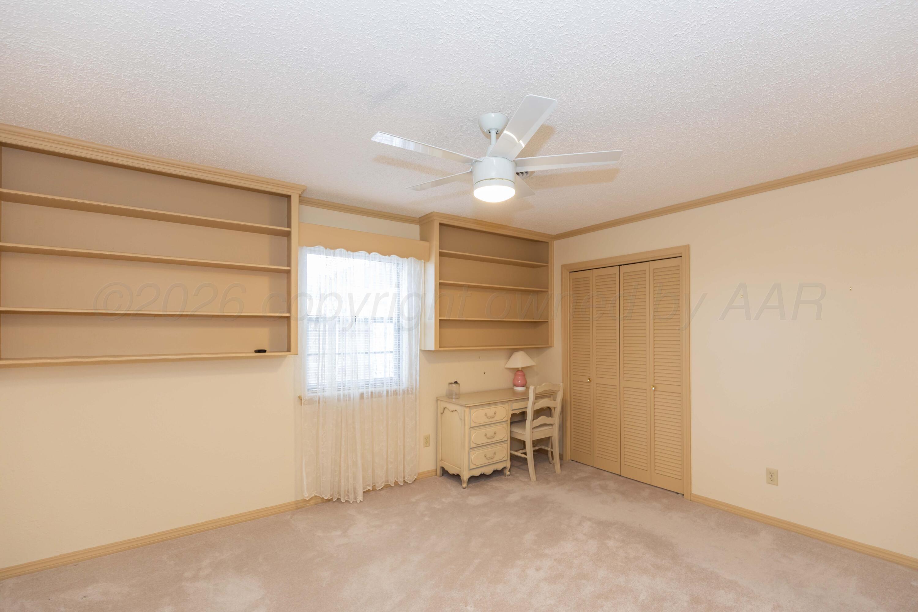 2300 Duncan Street Property Photo 40