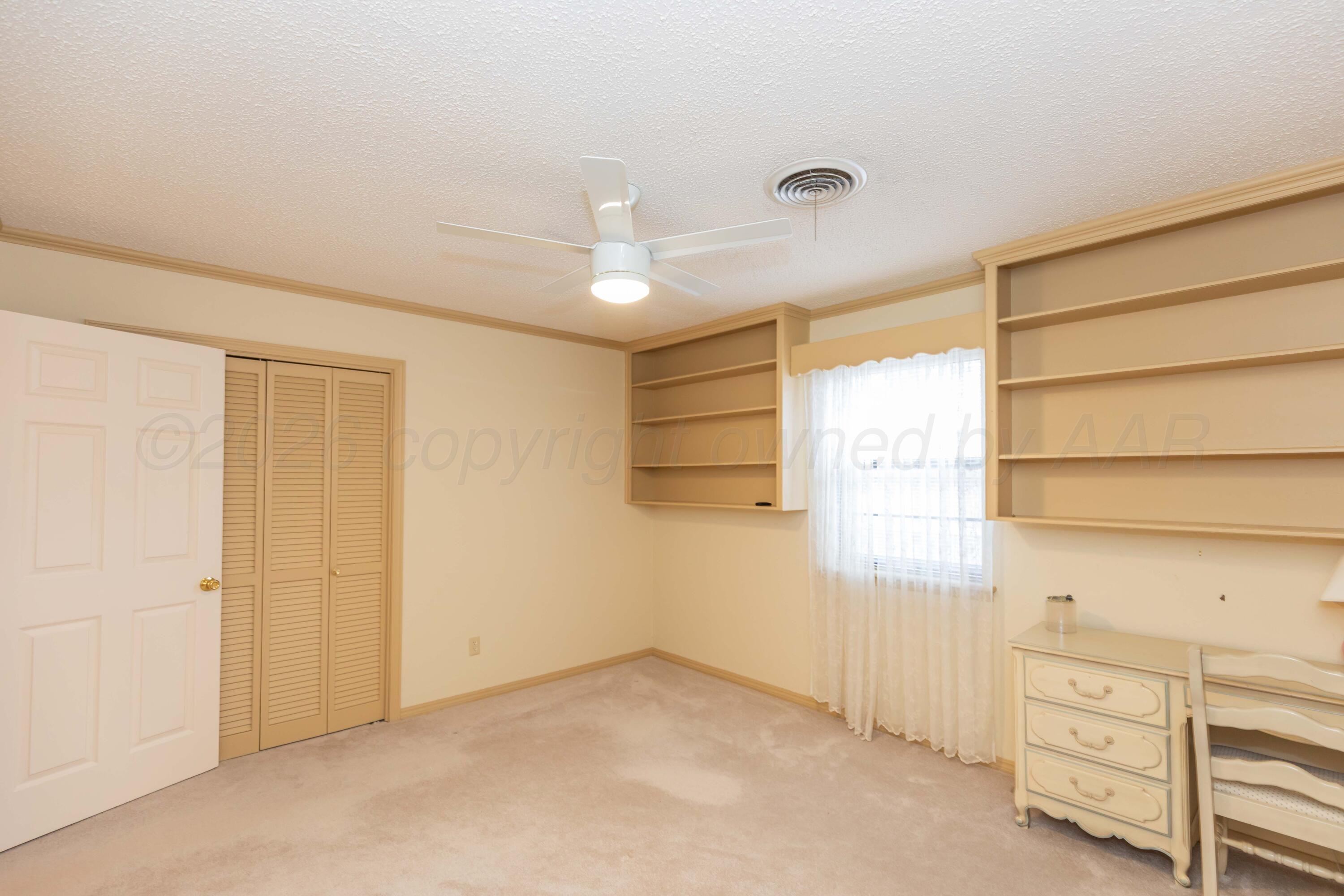 2300 Duncan Street Property Photo 45