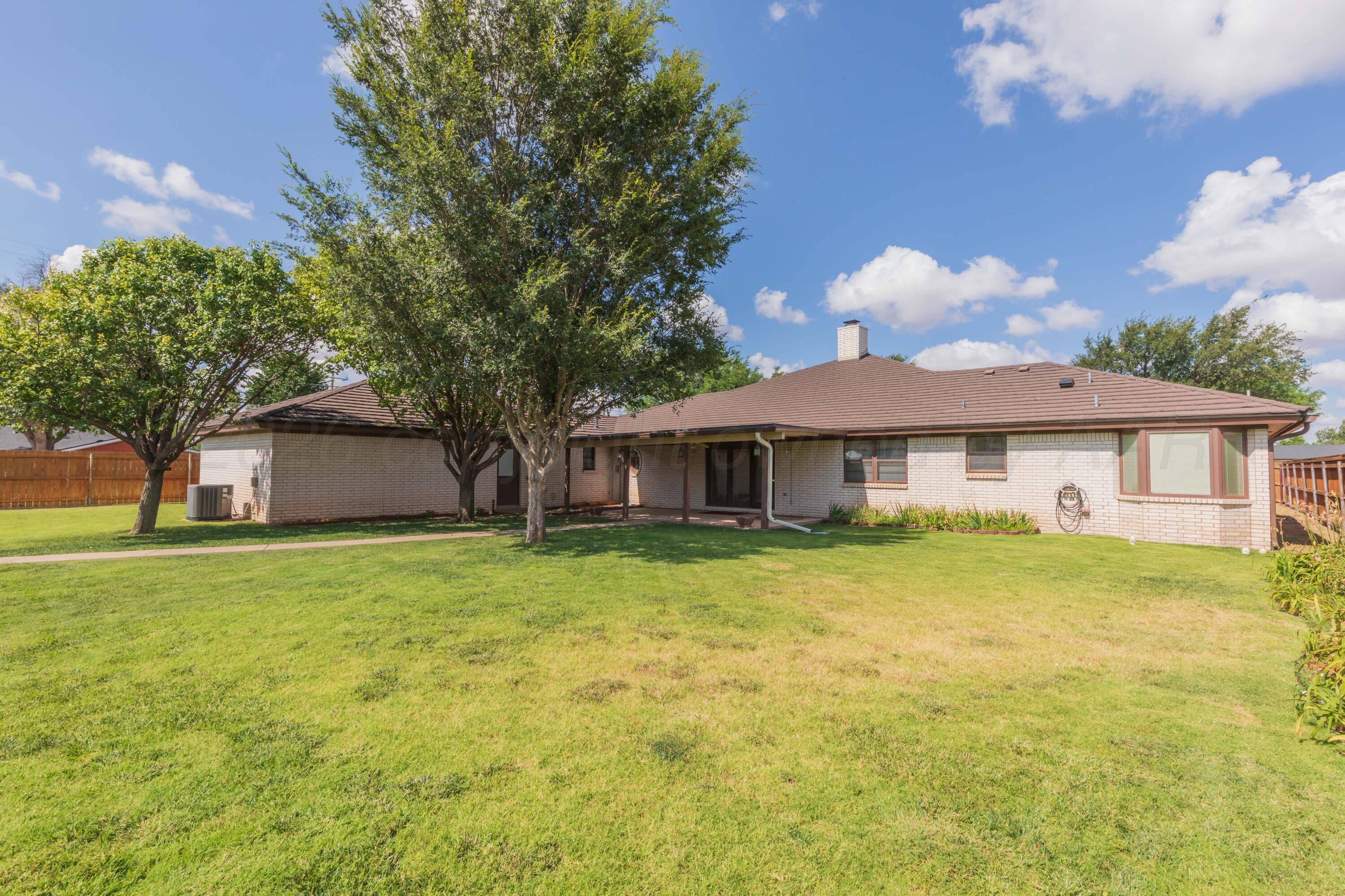 2300 Duncan Street Property Photo 47