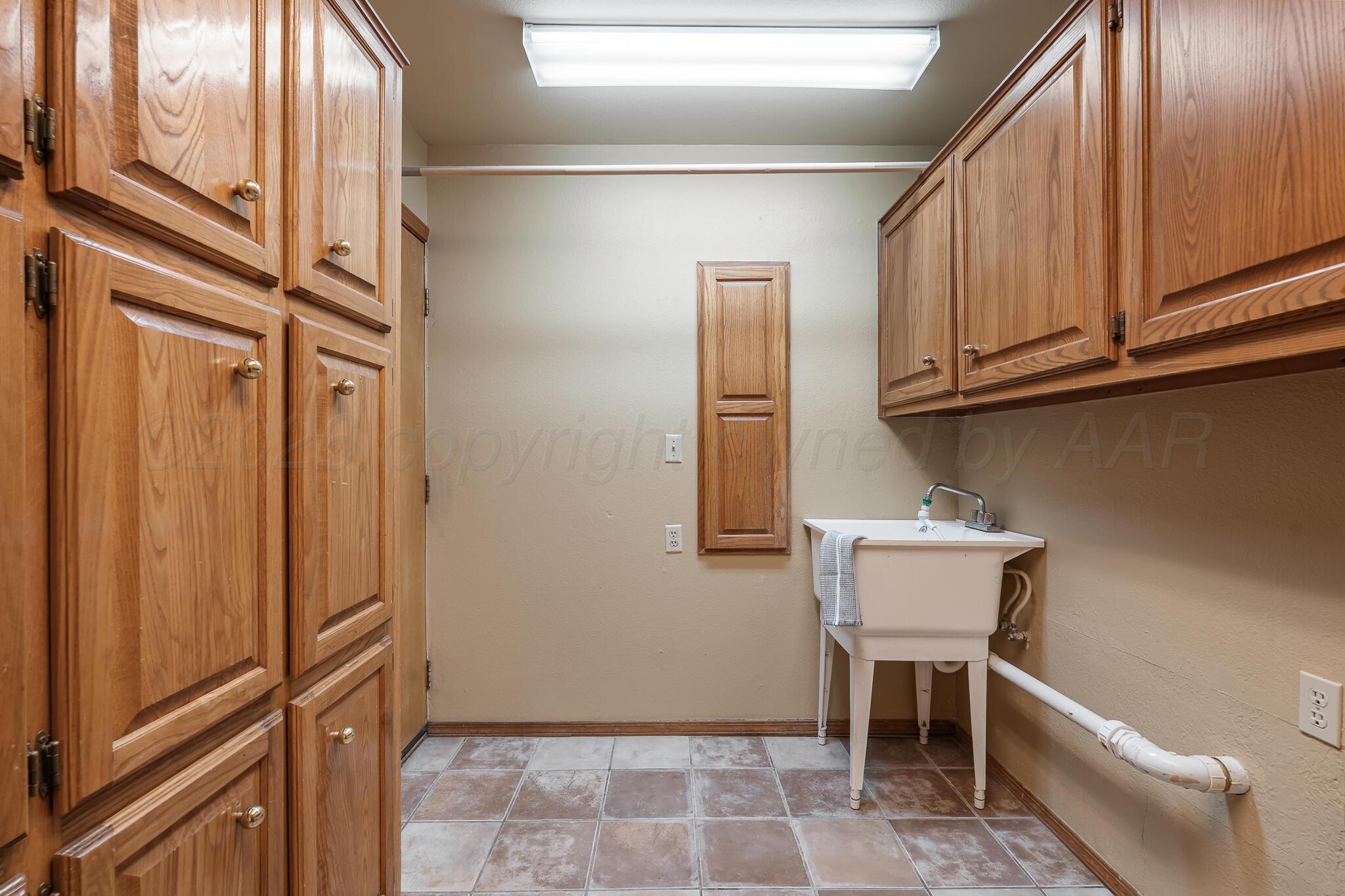 7617 Tripp Avenue Property Photo 19
