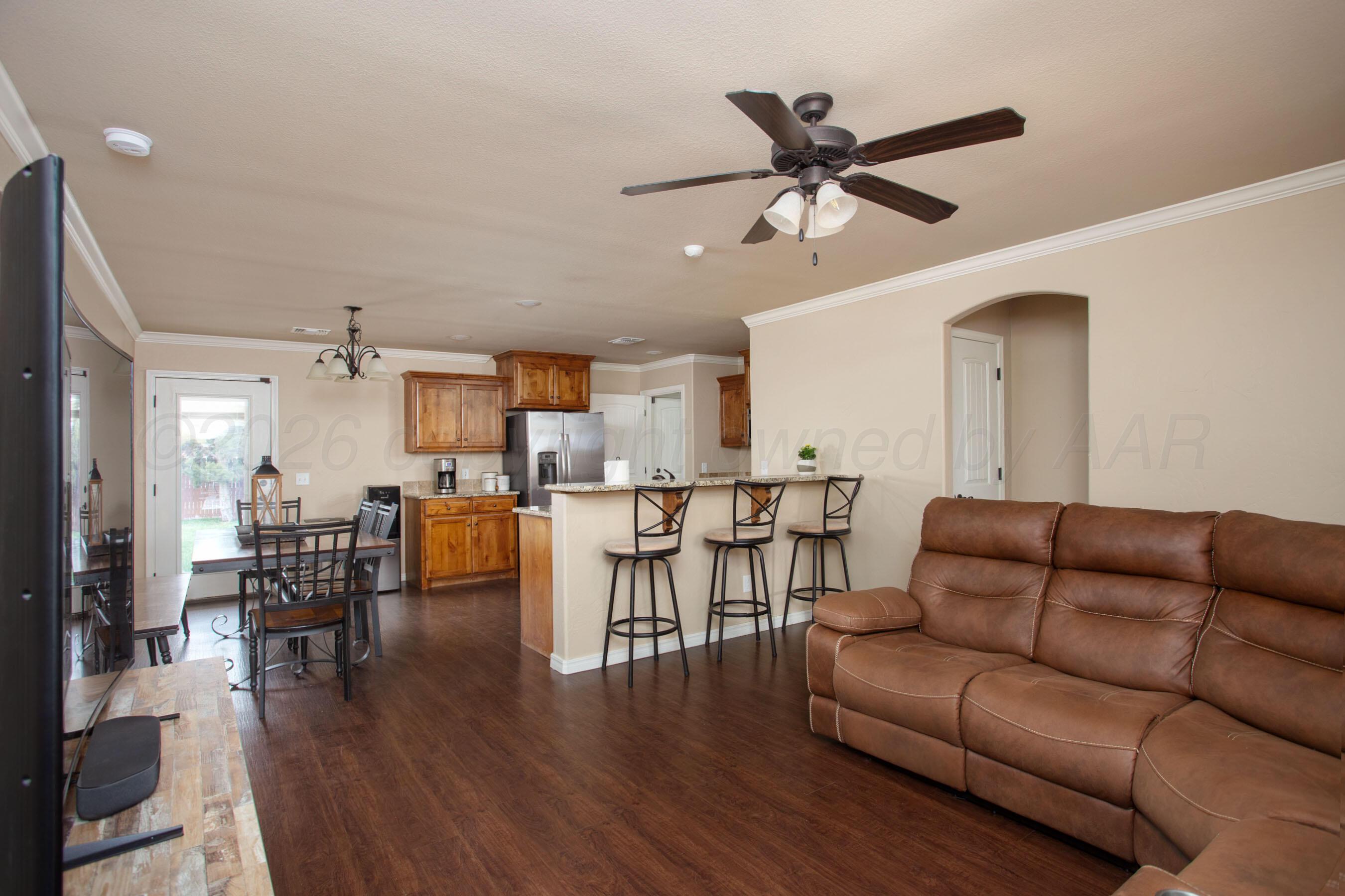 2800 Simkins Lane Property Photo 6