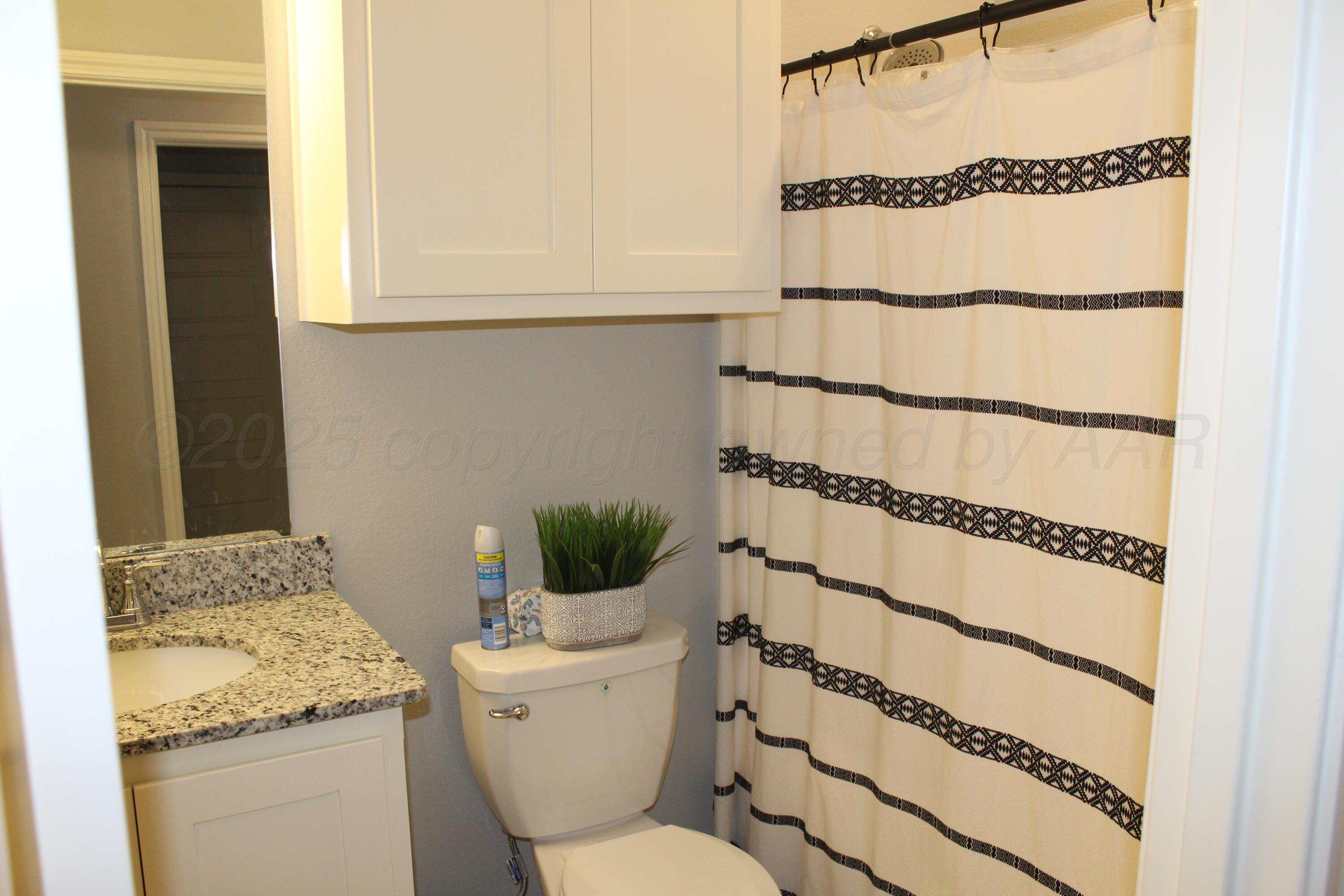 1123 Estacado Street Property Photo 11
