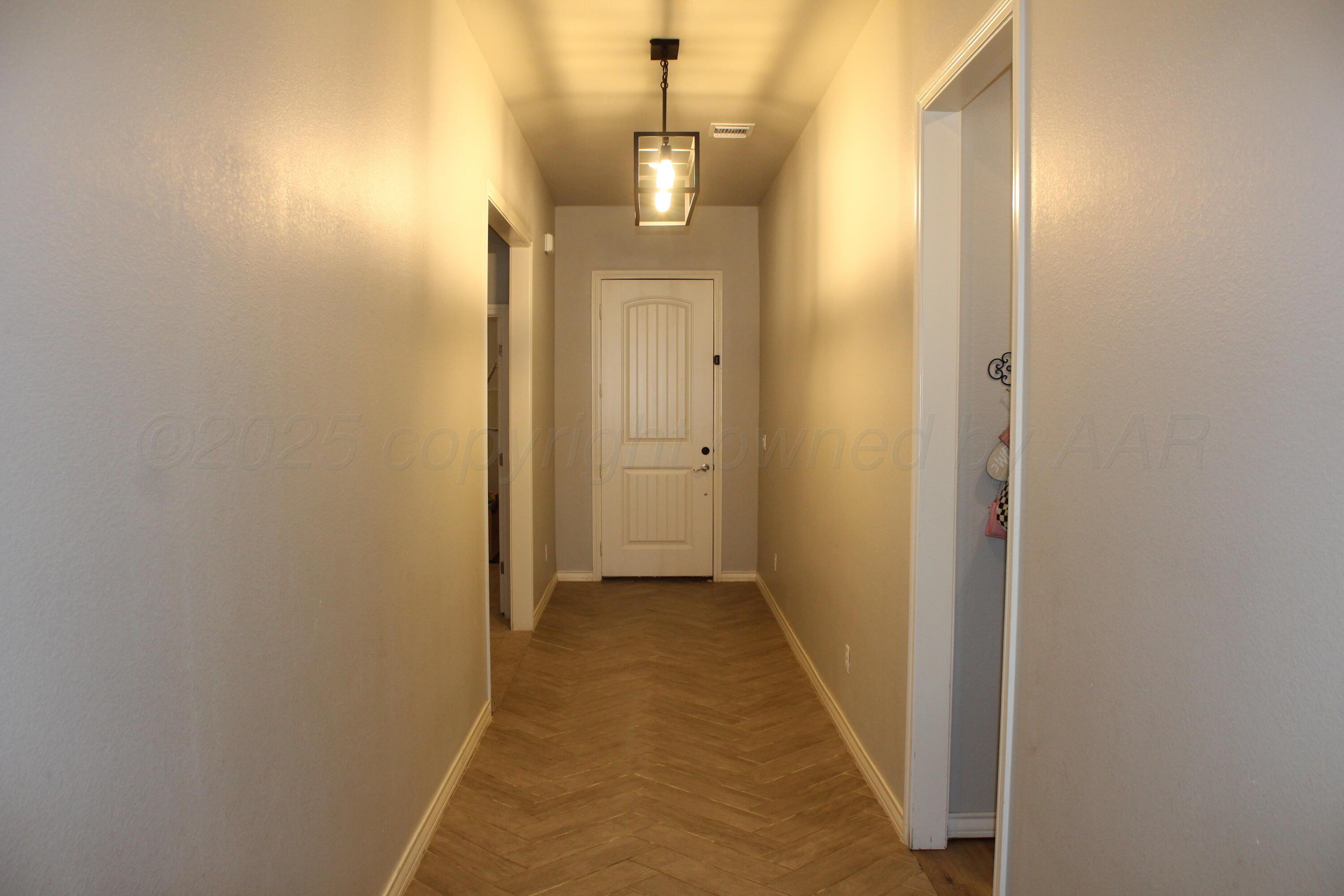 1123 Estacado Street Property Photo 12
