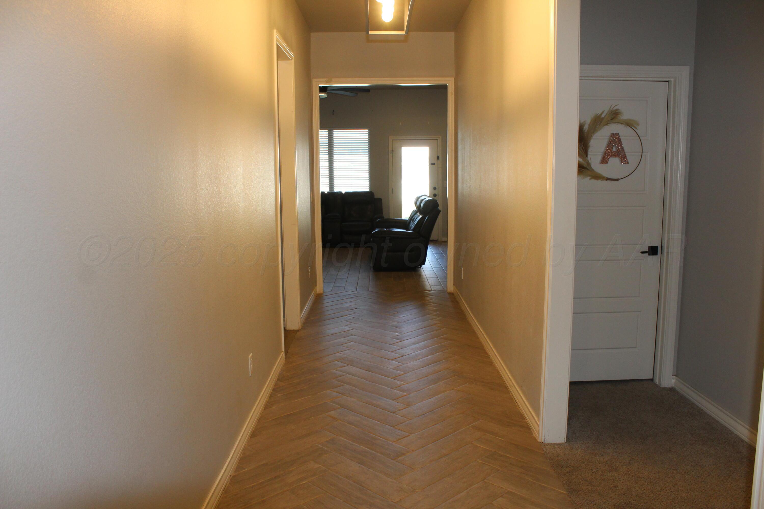 1123 Estacado Street Property Photo 13
