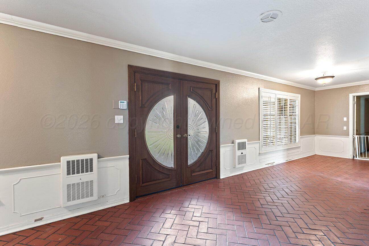 402 Linden Street Property Photo 14