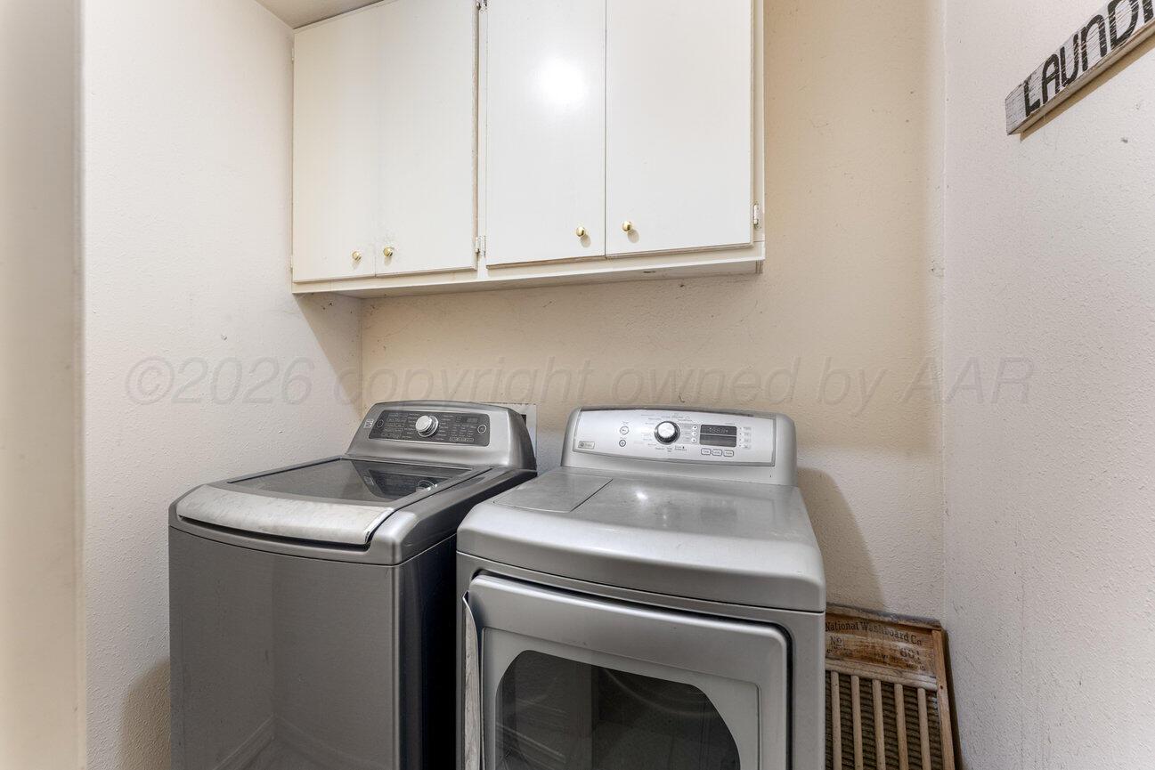 402 Linden Street Property Photo 41