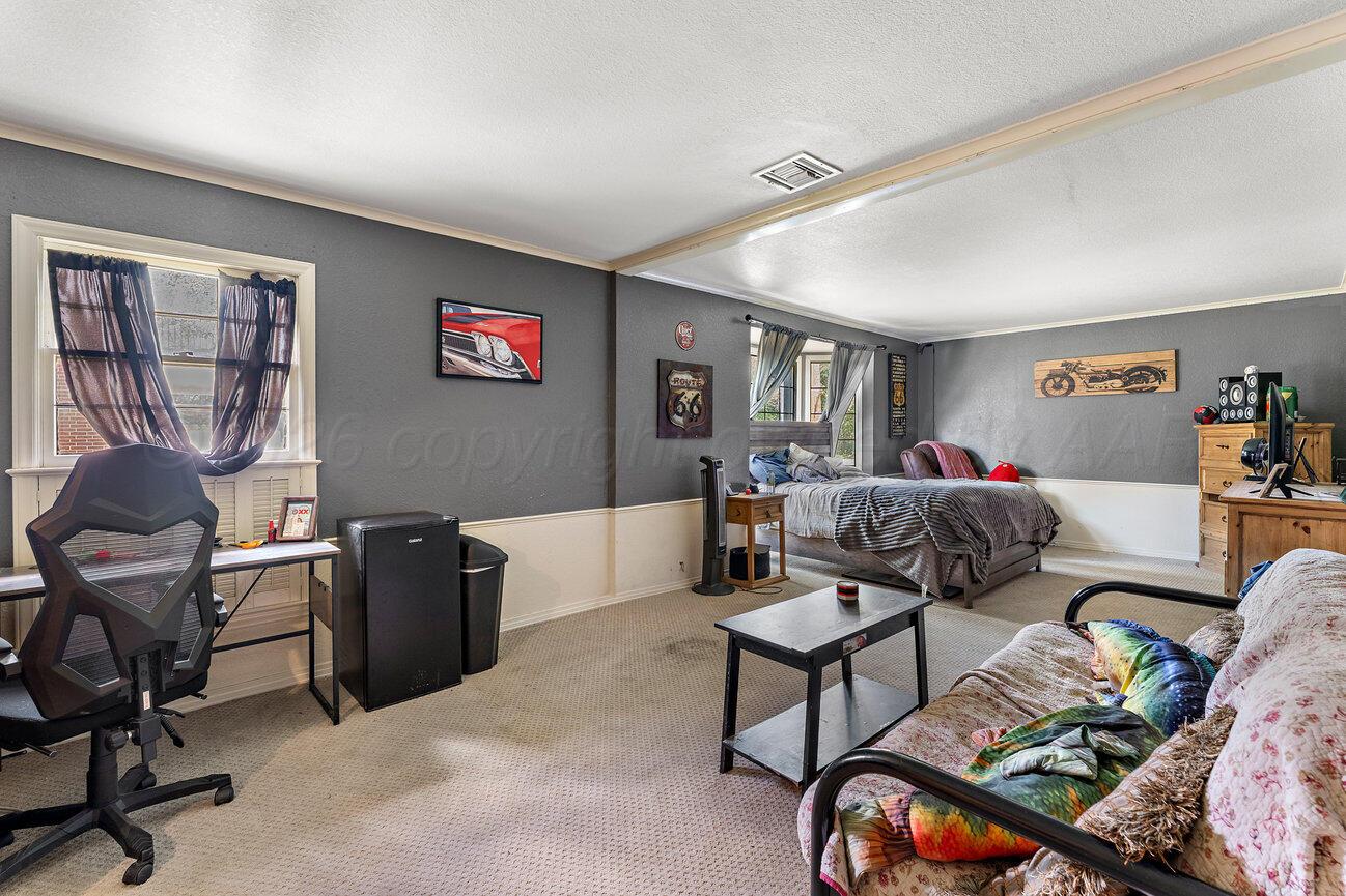 402 Linden Street Property Photo 67