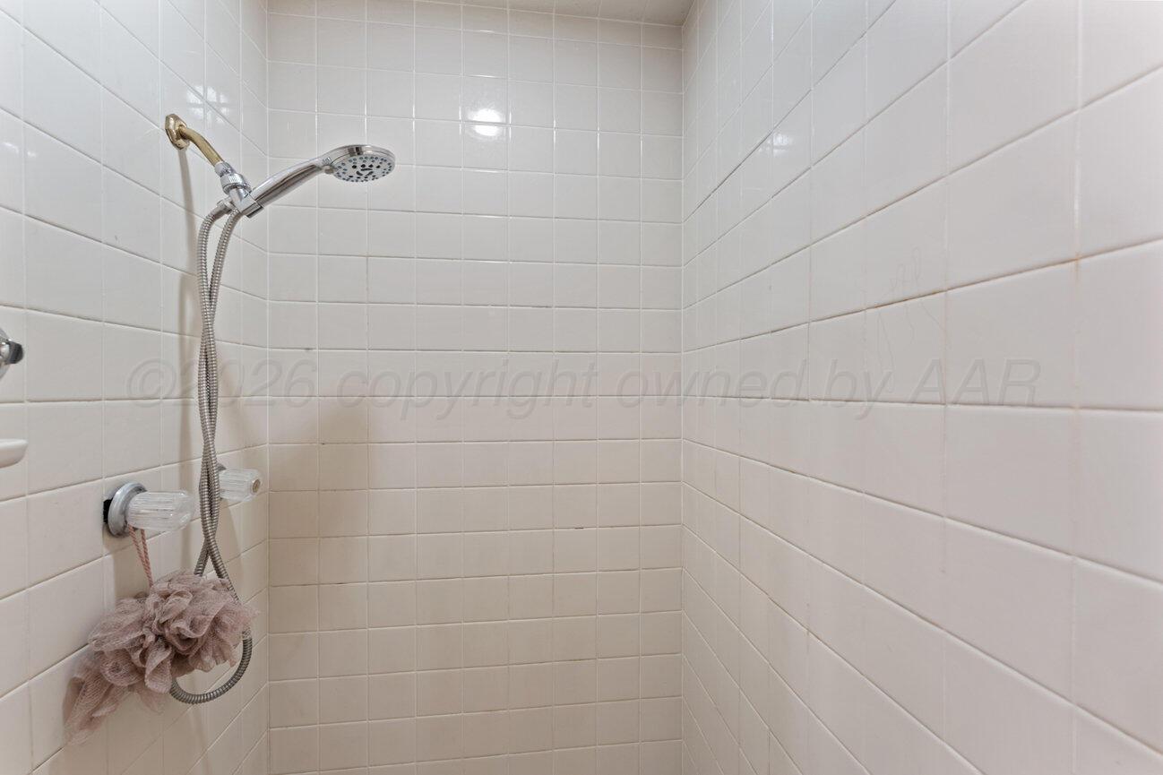 402 Linden Street Property Photo 72