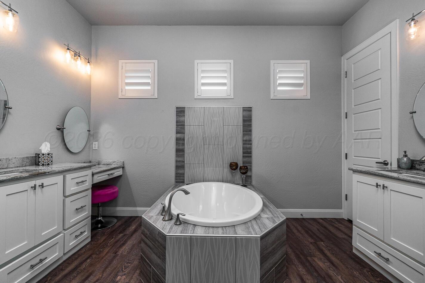 6404 Isabella Drive Property Photo 21