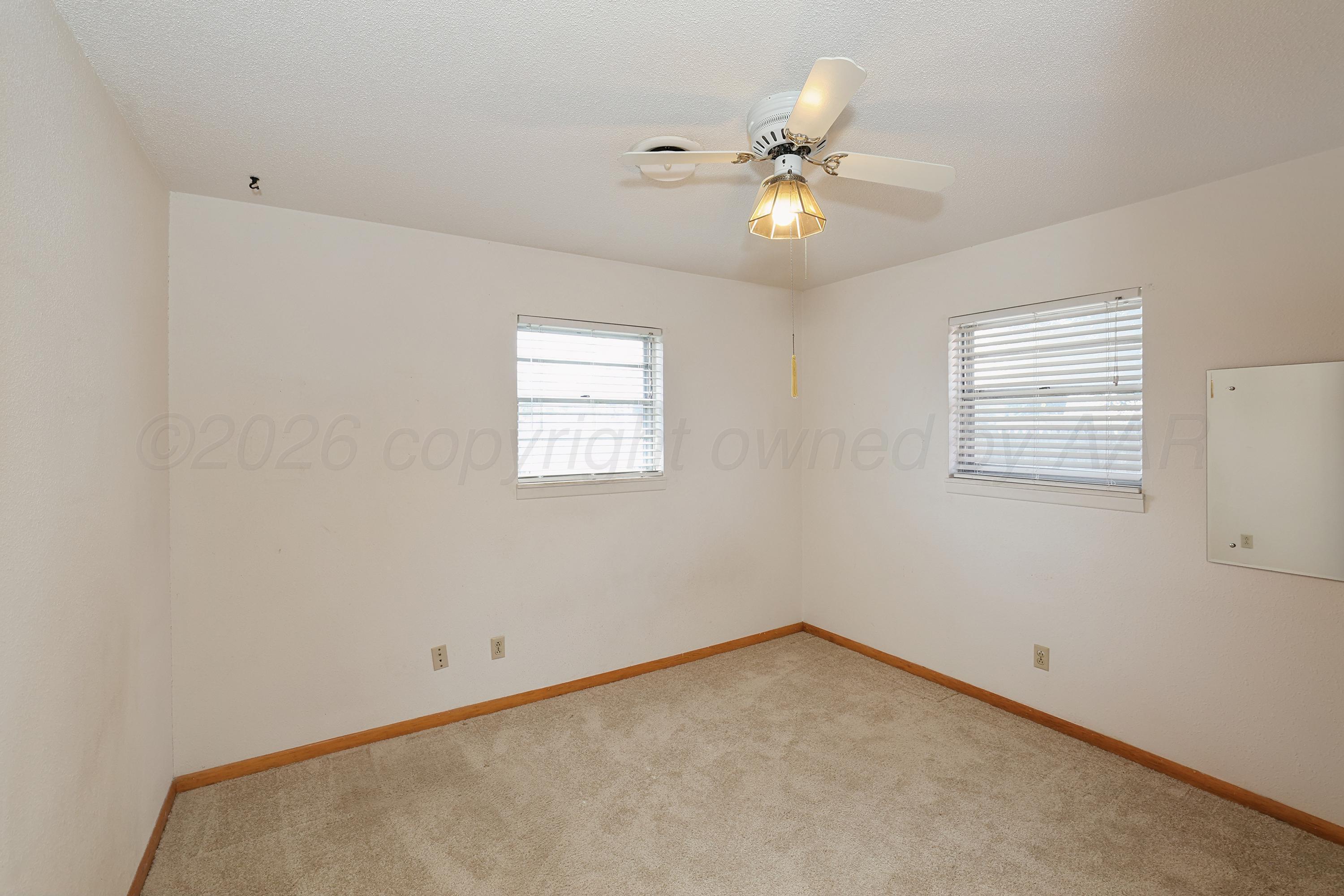 1537 Smiley Street Property Photo 15
