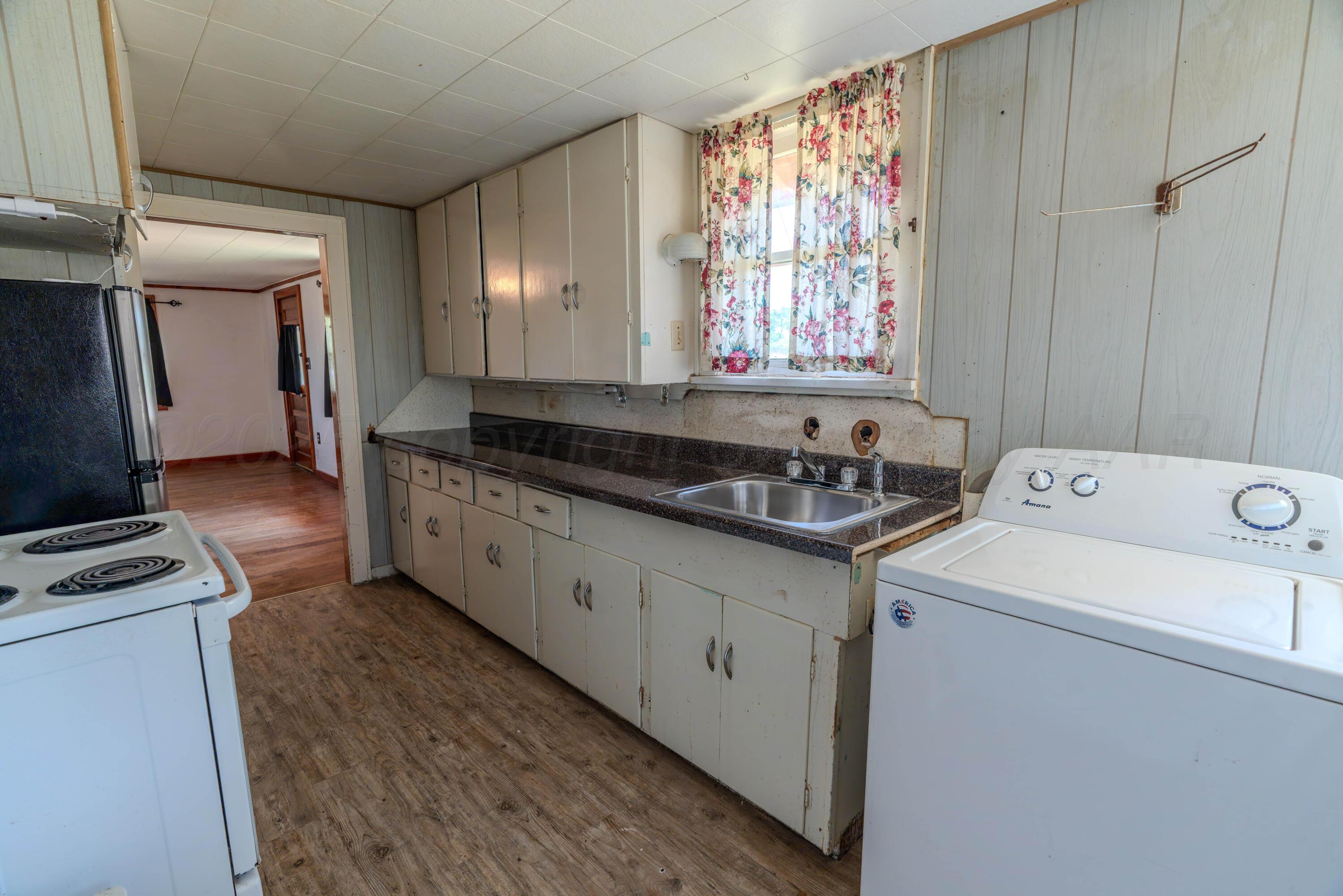 111 Hill Street Property Photo 9