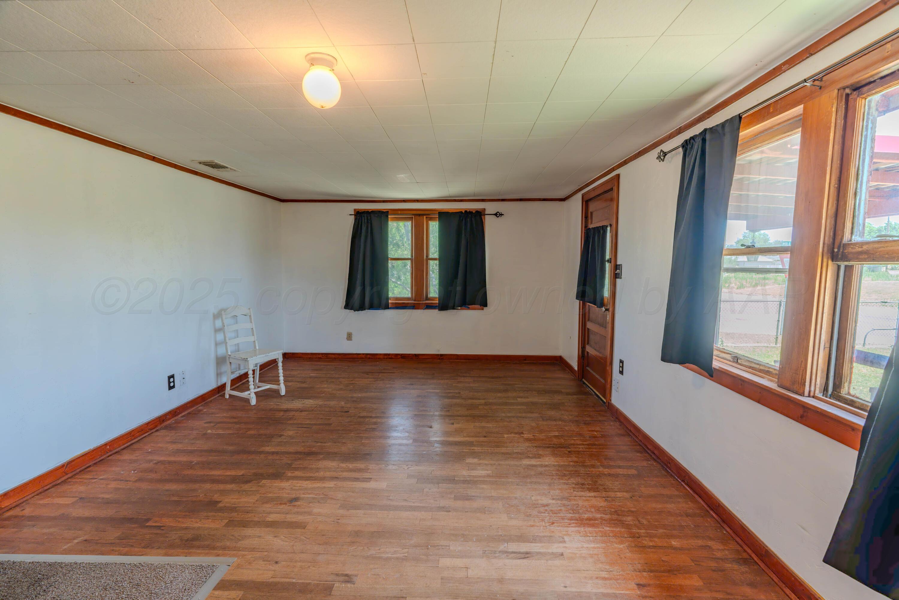 111 Hill Street Property Photo 12