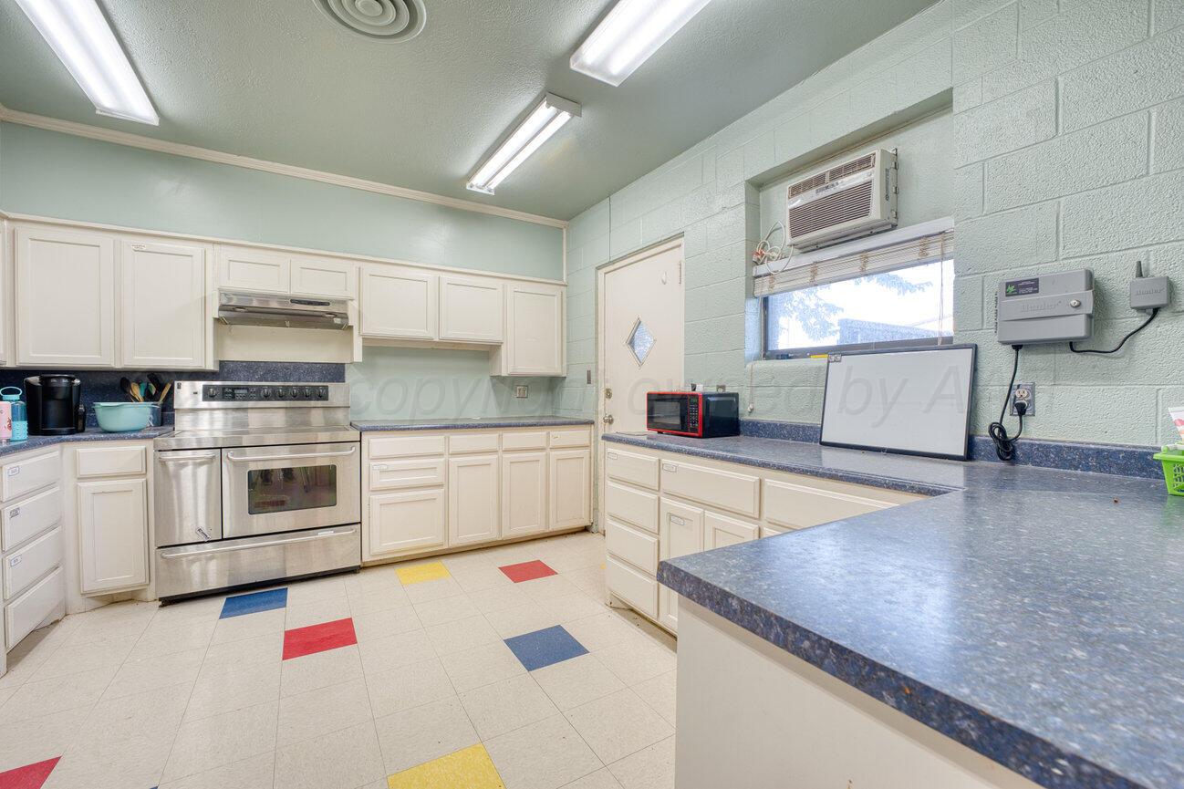 2009 N Marrs Street Property Photo 21