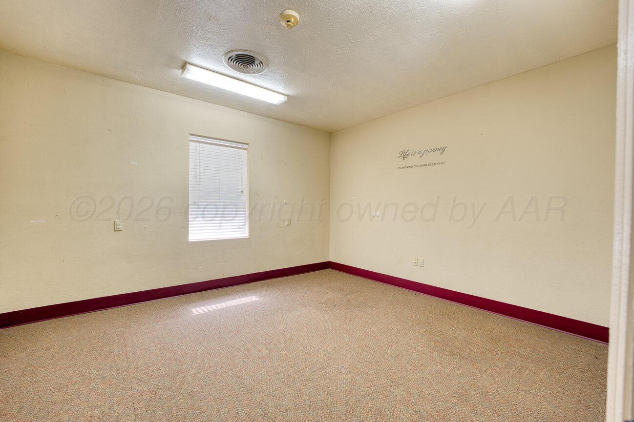 2009 N Marrs Street Property Photo 29