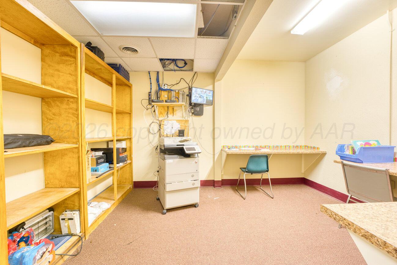 2009 N Marrs Street Property Photo 38