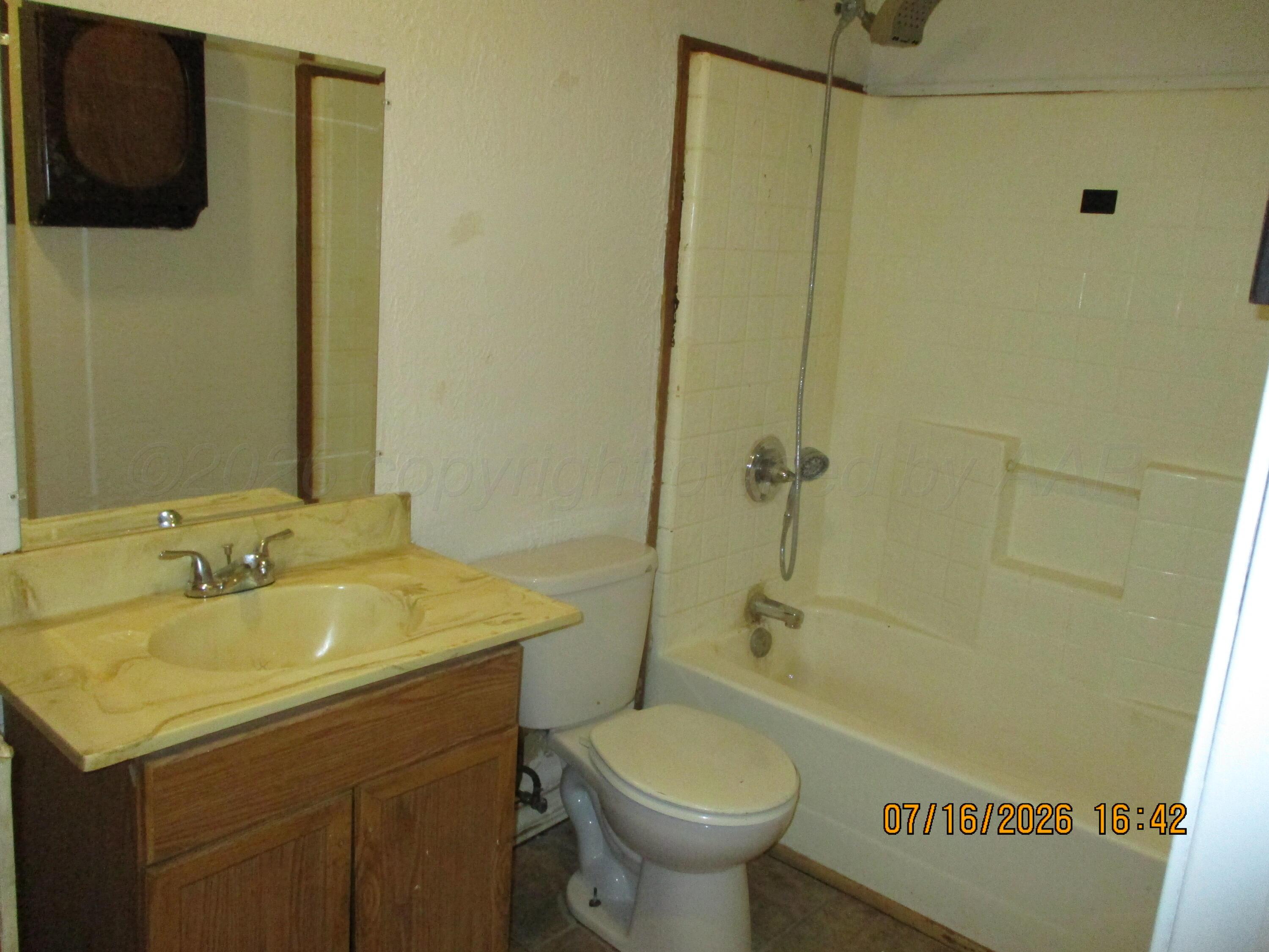 1404 N Bivins Rear Property Photo 6