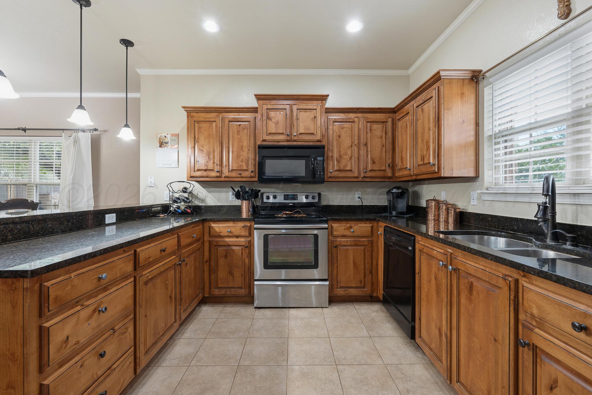 49 Canyon Rim Drive Property Photo 11