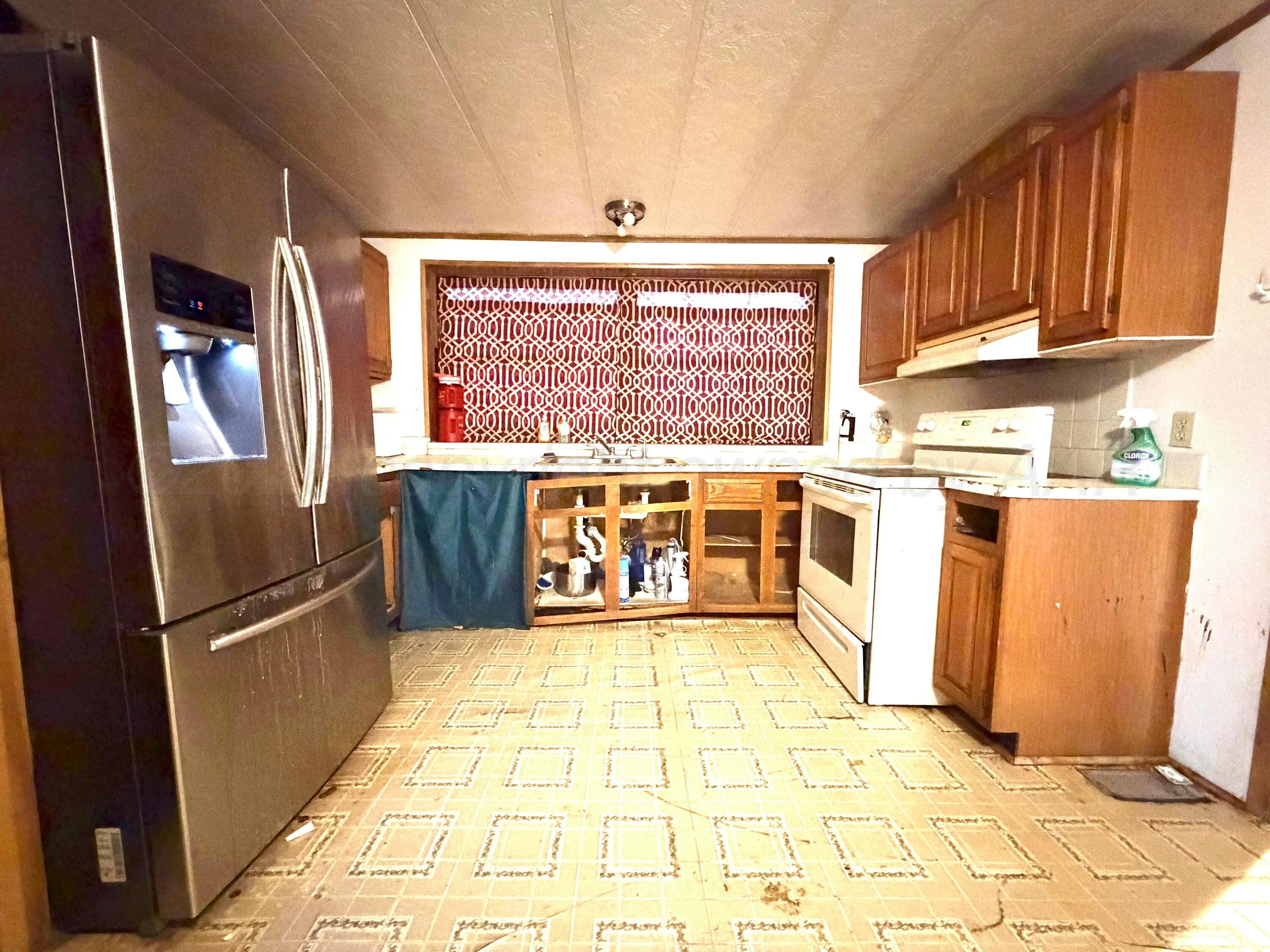 600 Chester Avenue Property Photo 6