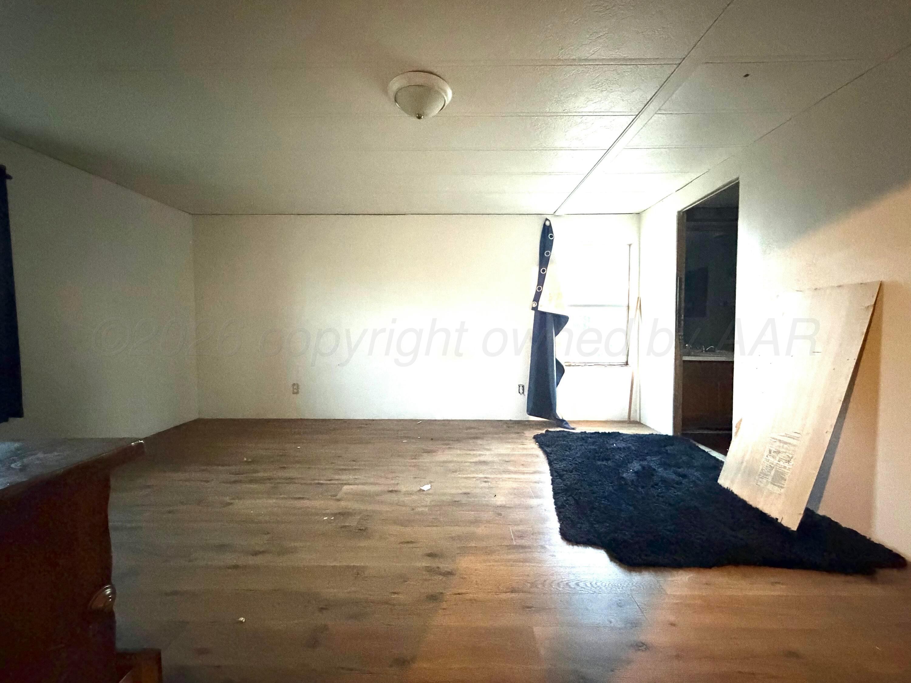 600 Chester Avenue Property Photo 7