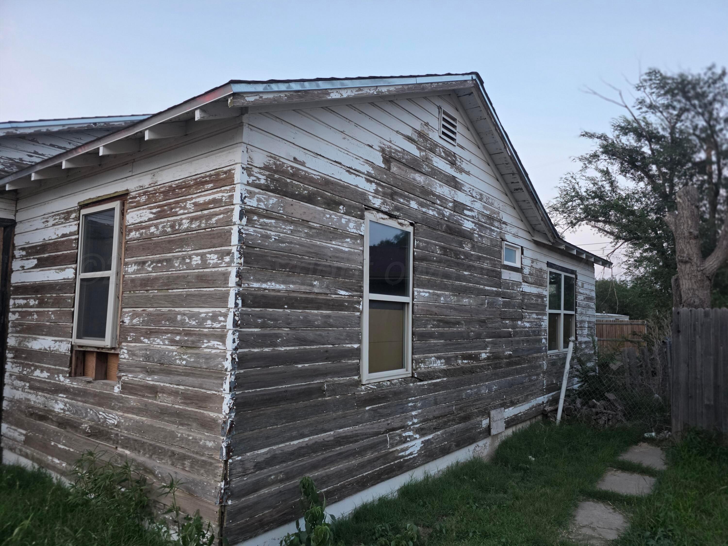 4105 S Washington Street Property Photo 4