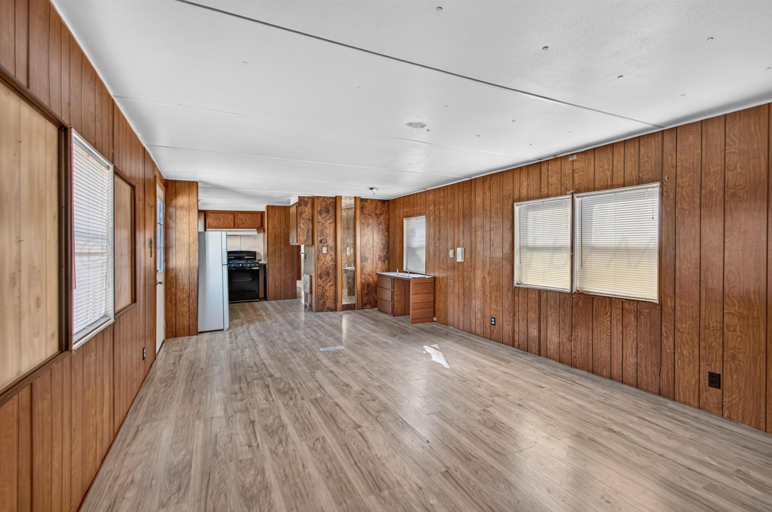 229 Canadian Street Property Photo 7