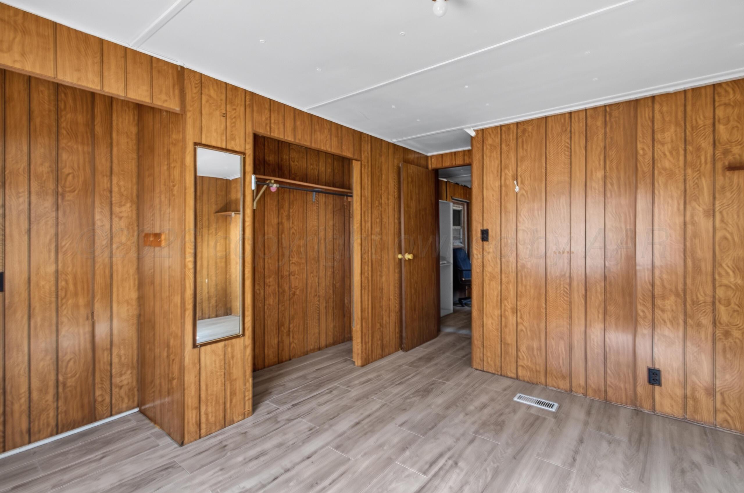 229 Canadian Street Property Photo 10