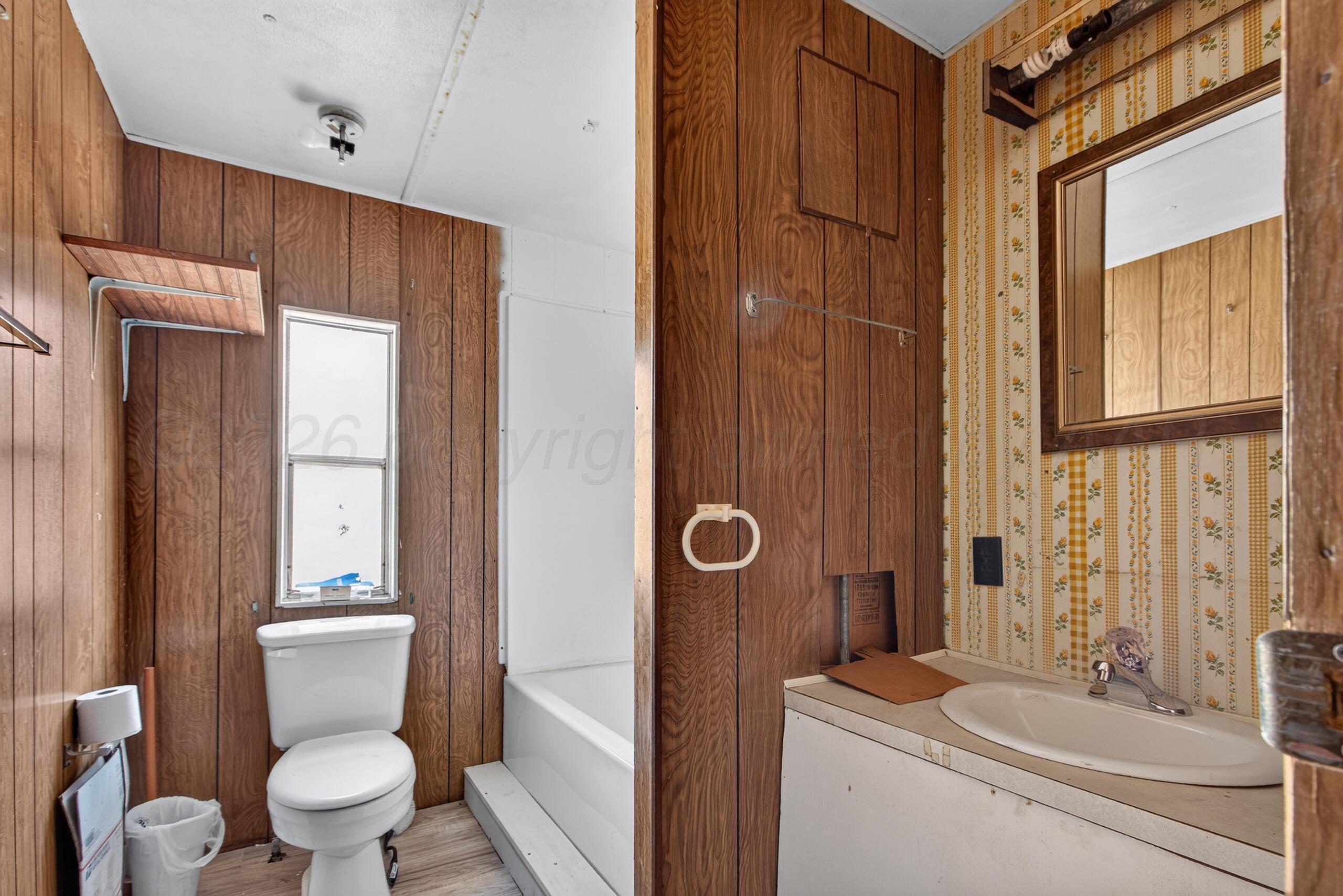 229 Canadian Street Property Photo 13