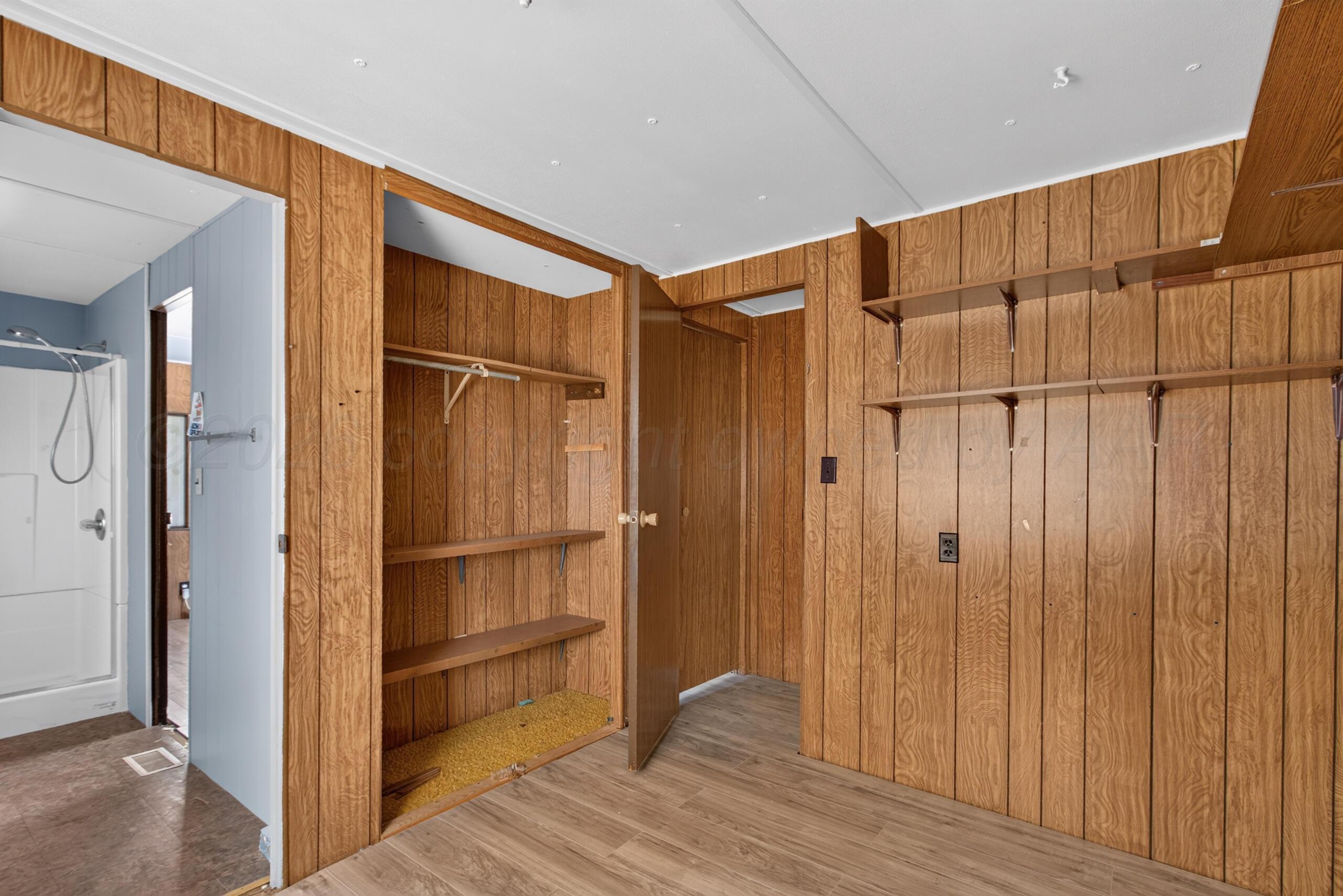 229 Canadian Street Property Photo 16
