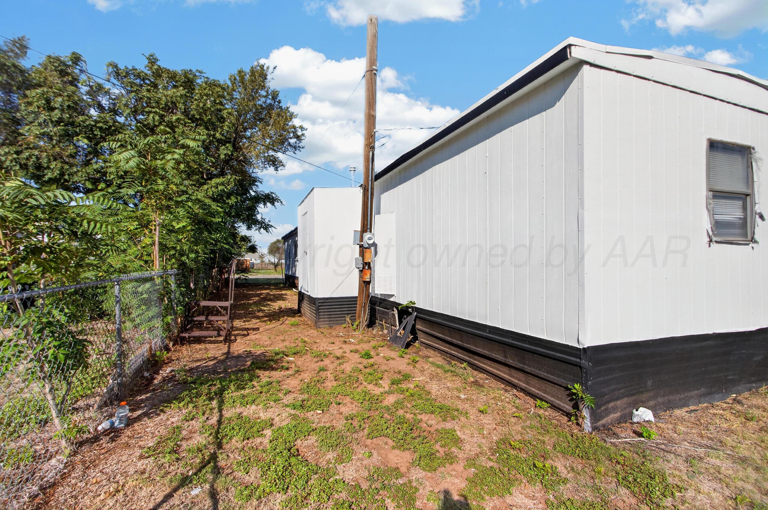229 Canadian Street Property Photo 23