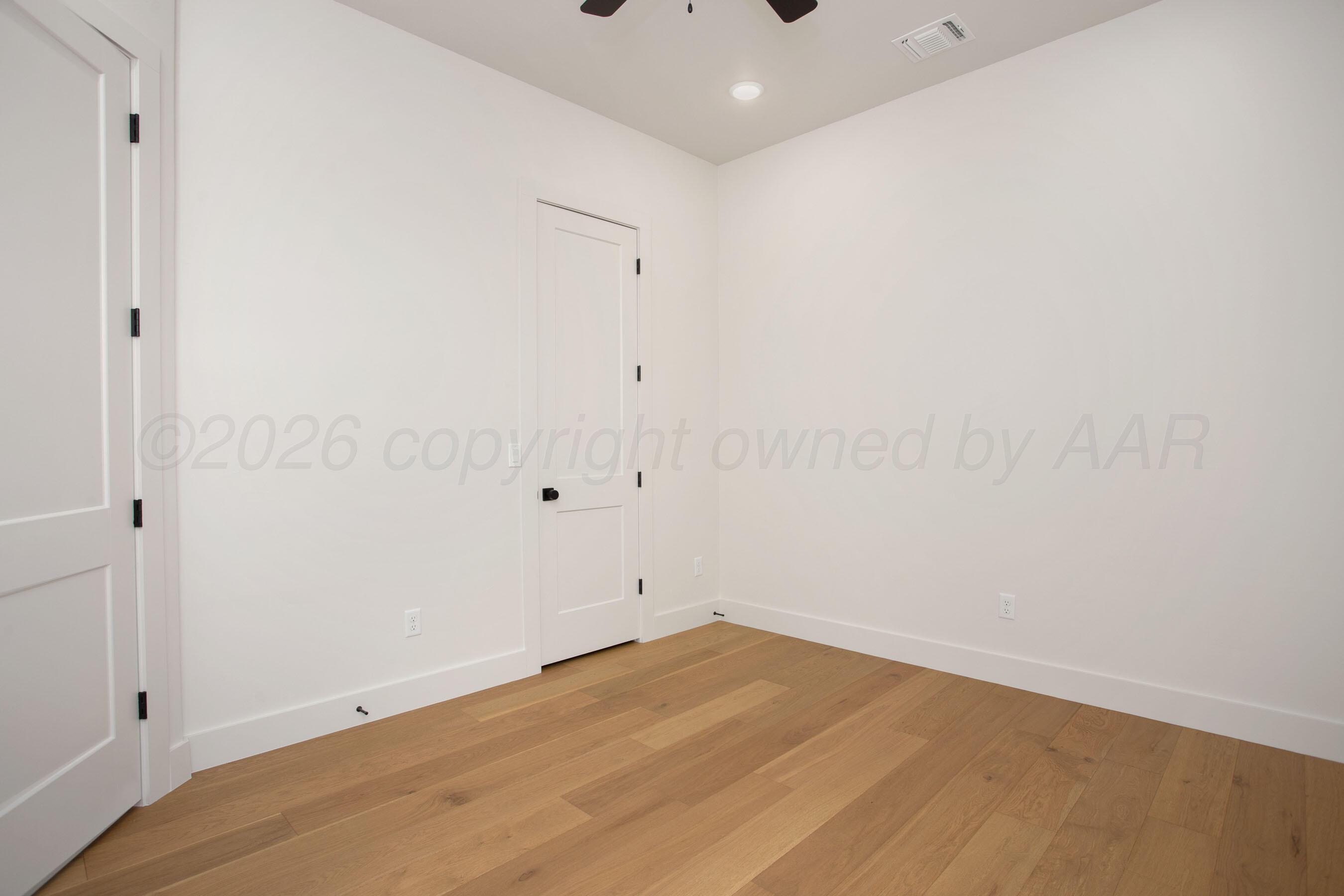 2300 Thunderhead Street Property Photo 31