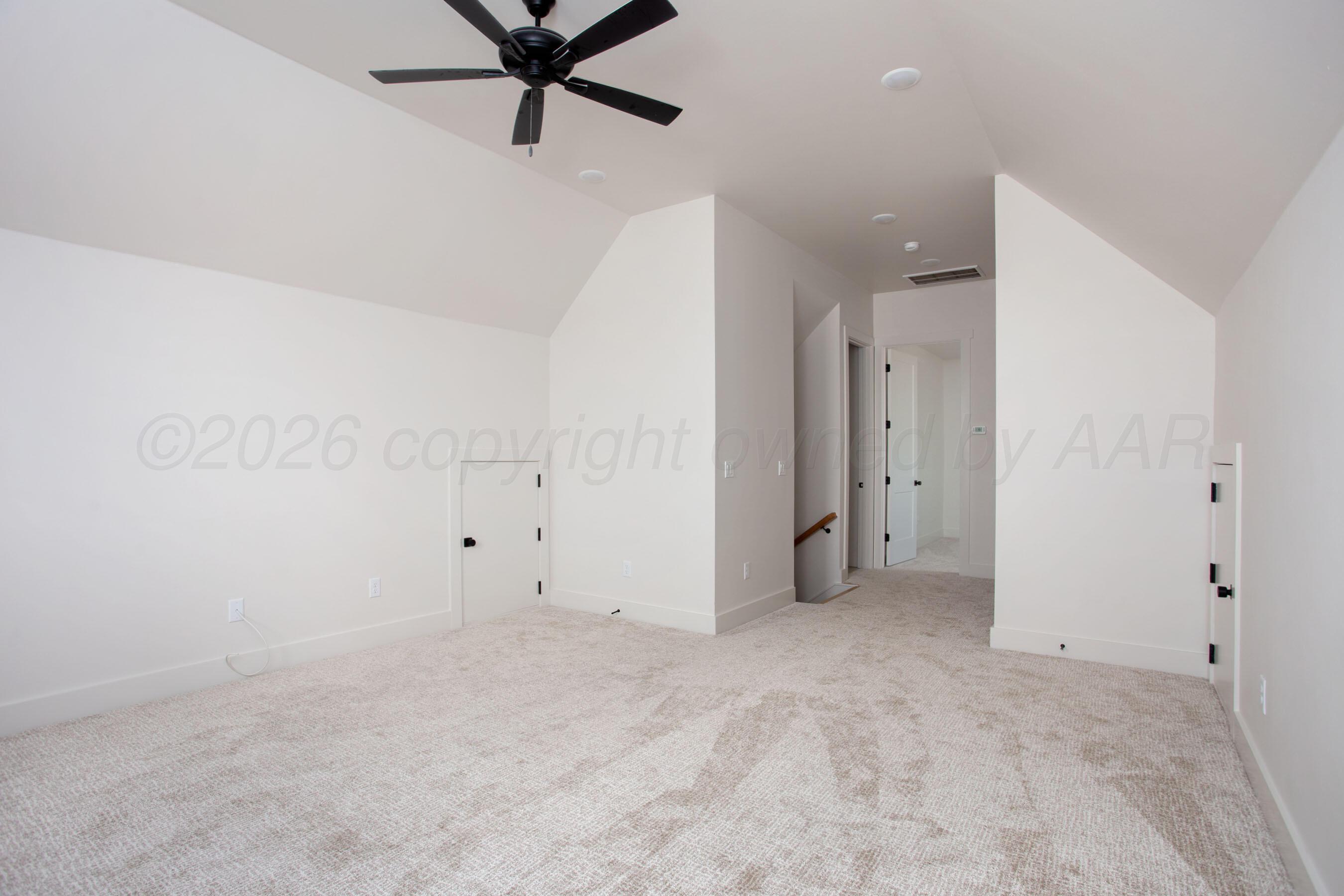 2300 Thunderhead Street Property Photo 34