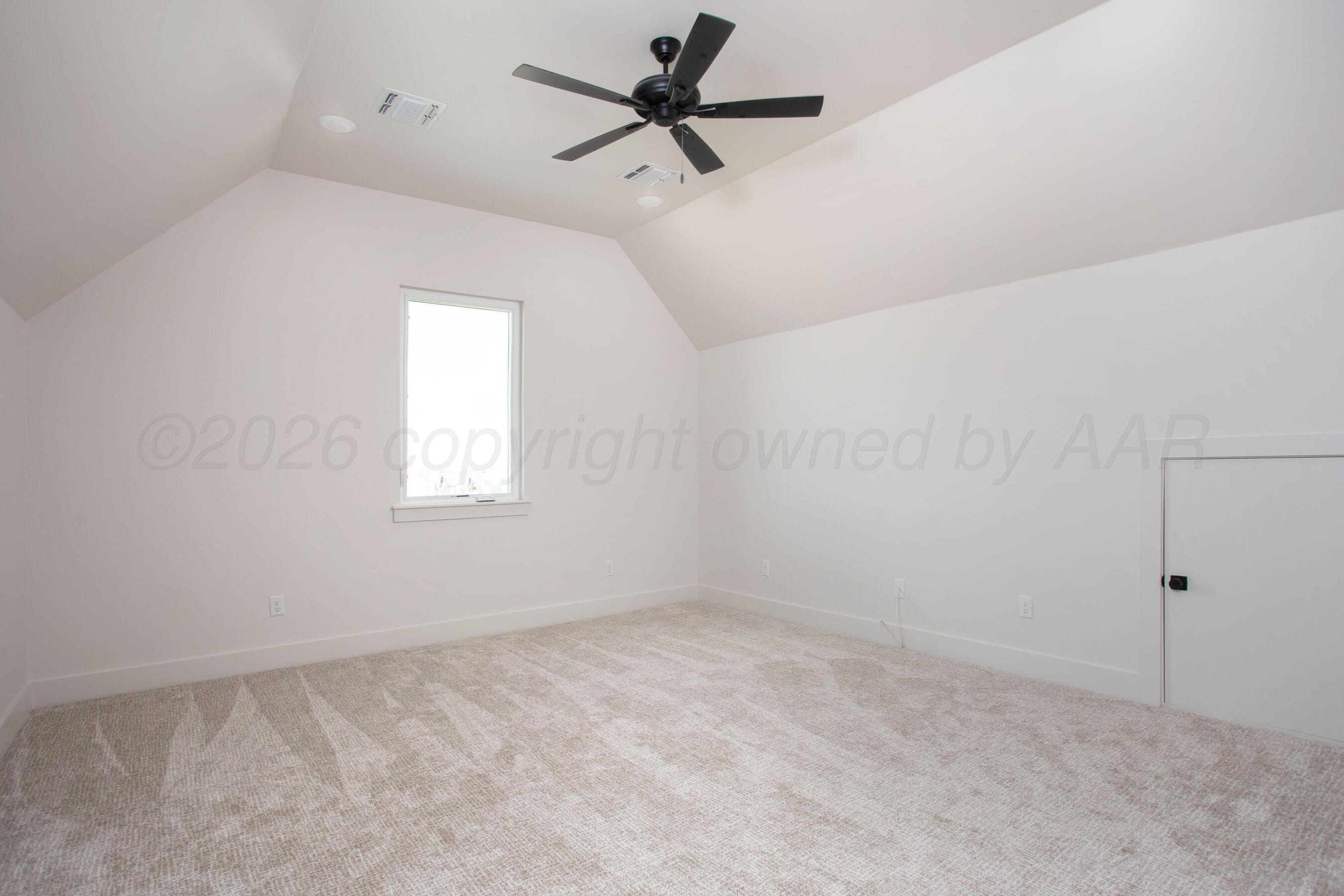 2300 Thunderhead Street Property Photo 35