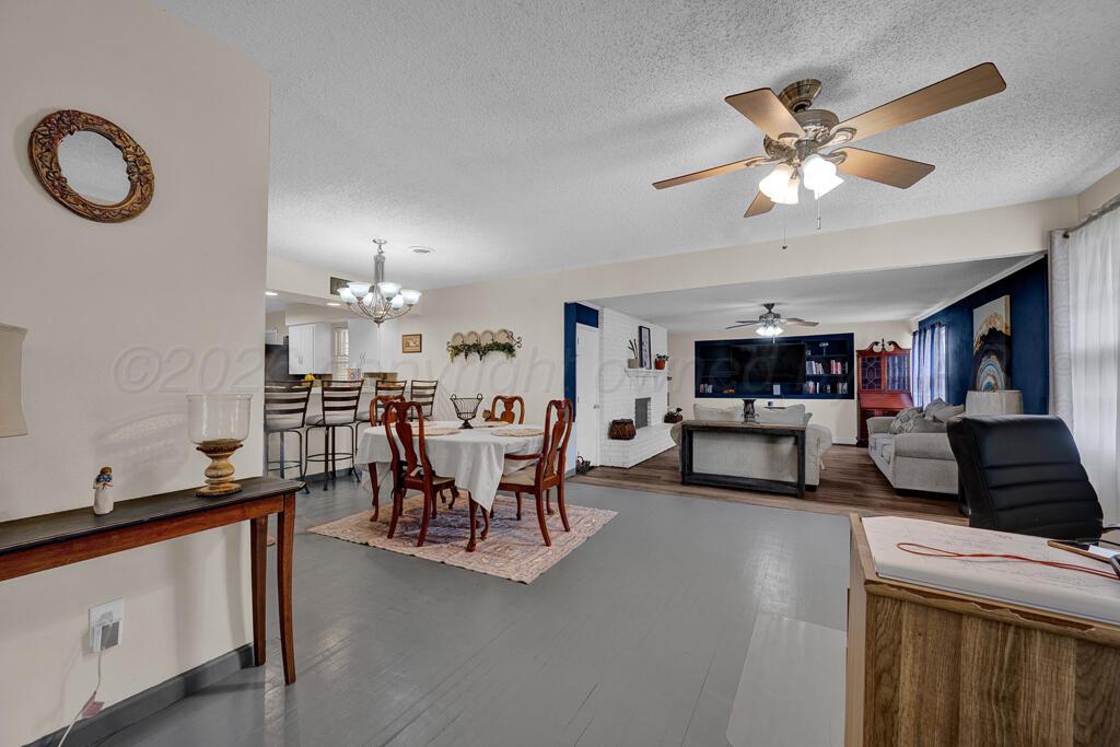 1919 S Milam Street Property Photo 6