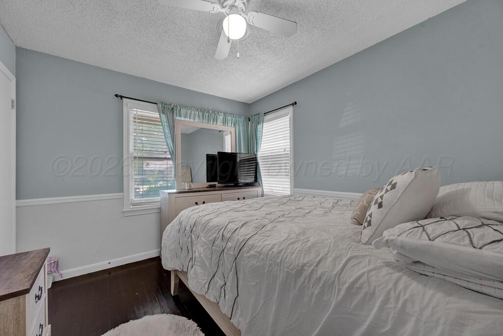 1919 S Milam Street Property Photo 14