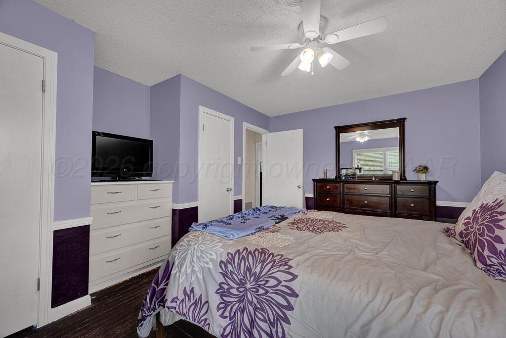 1919 S Milam Street Property Photo 17