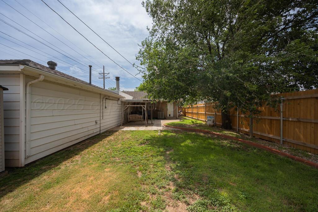 1919 S Milam Street Property Photo 21