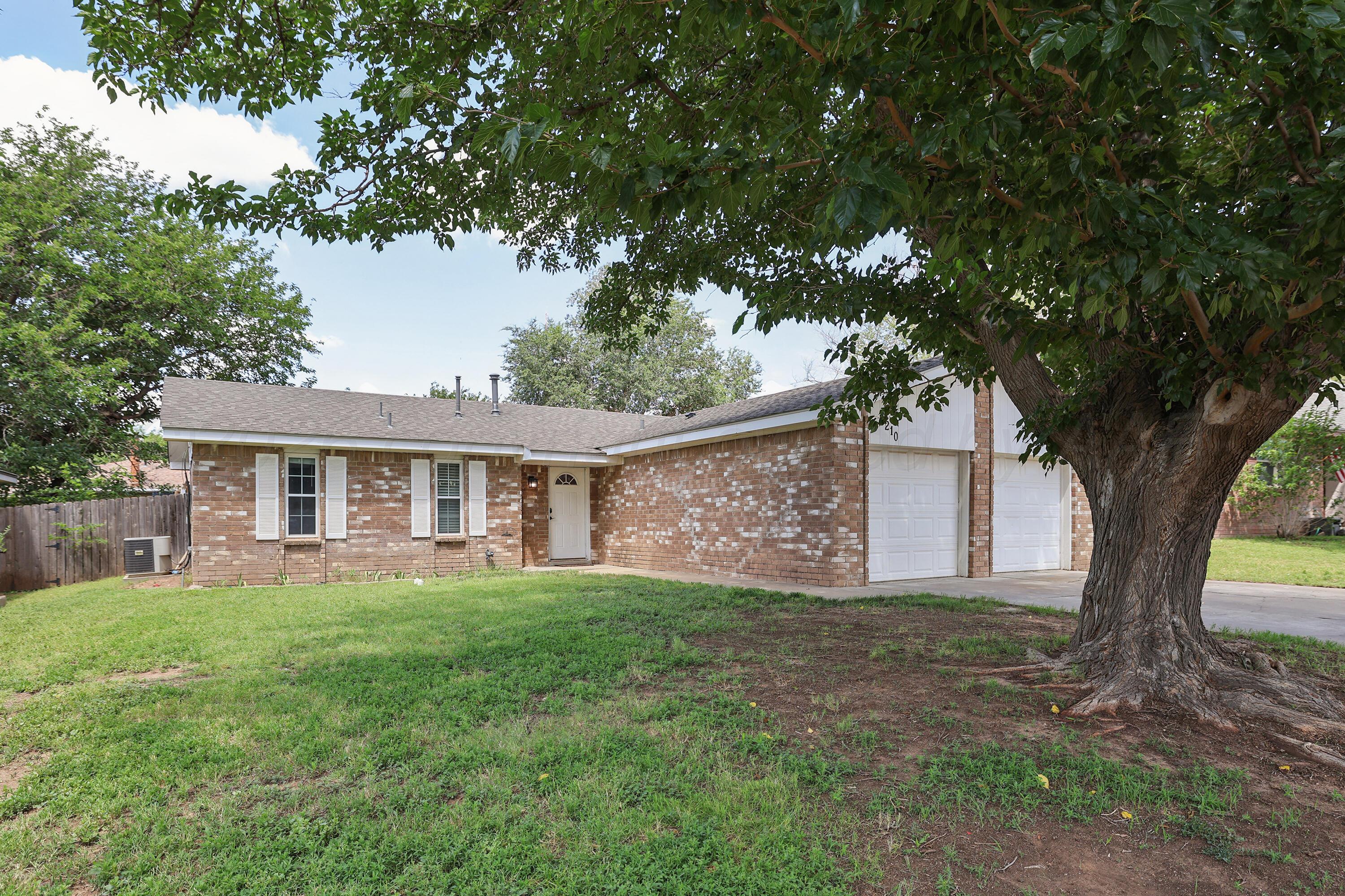 5210 Susan Drive Property Photo 1