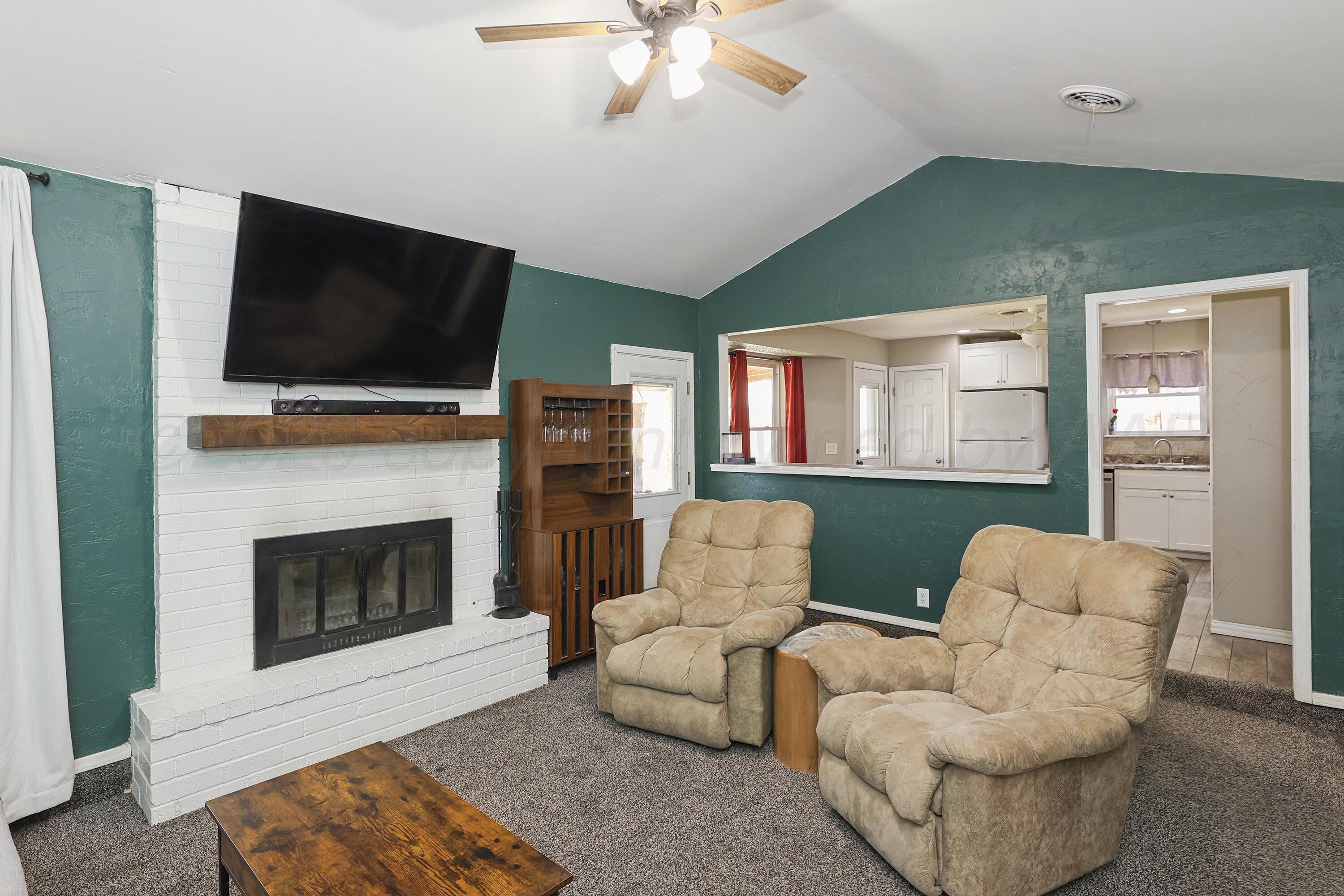 5210 Susan Drive Property Photo 5