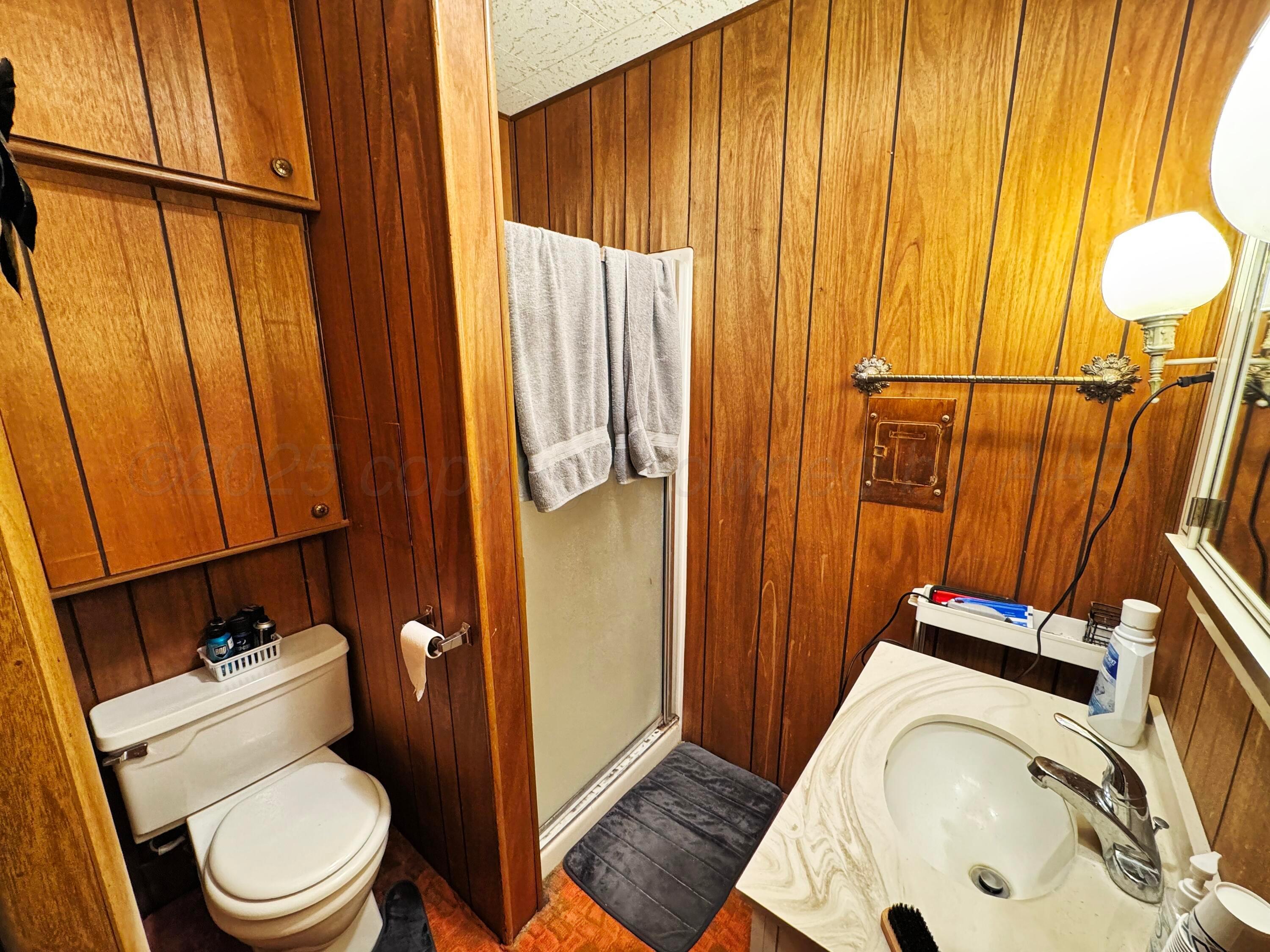 1909 Eton Drive Property Photo 5