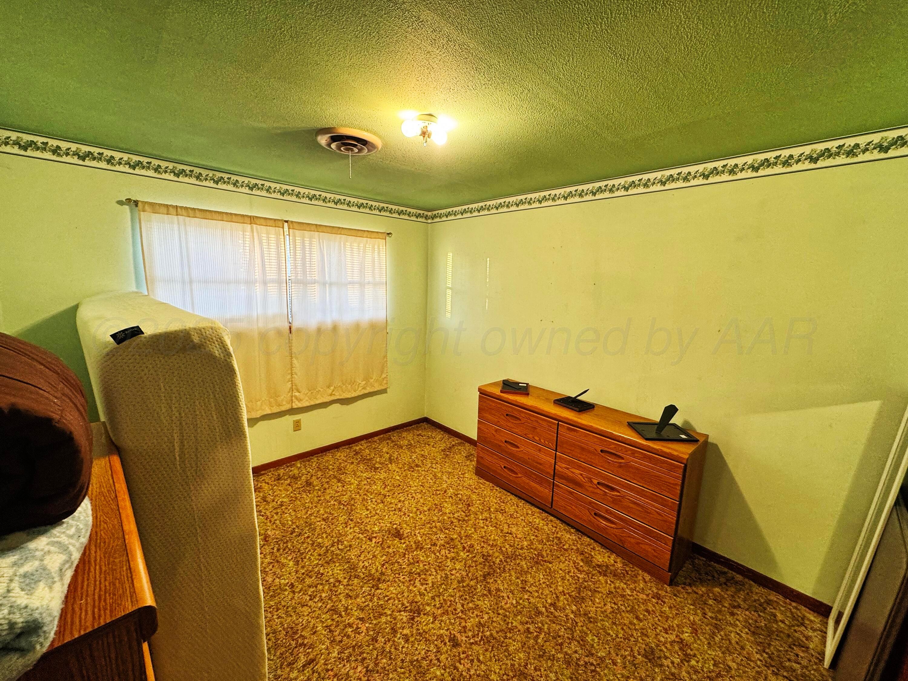 1909 Eton Drive Property Photo 9